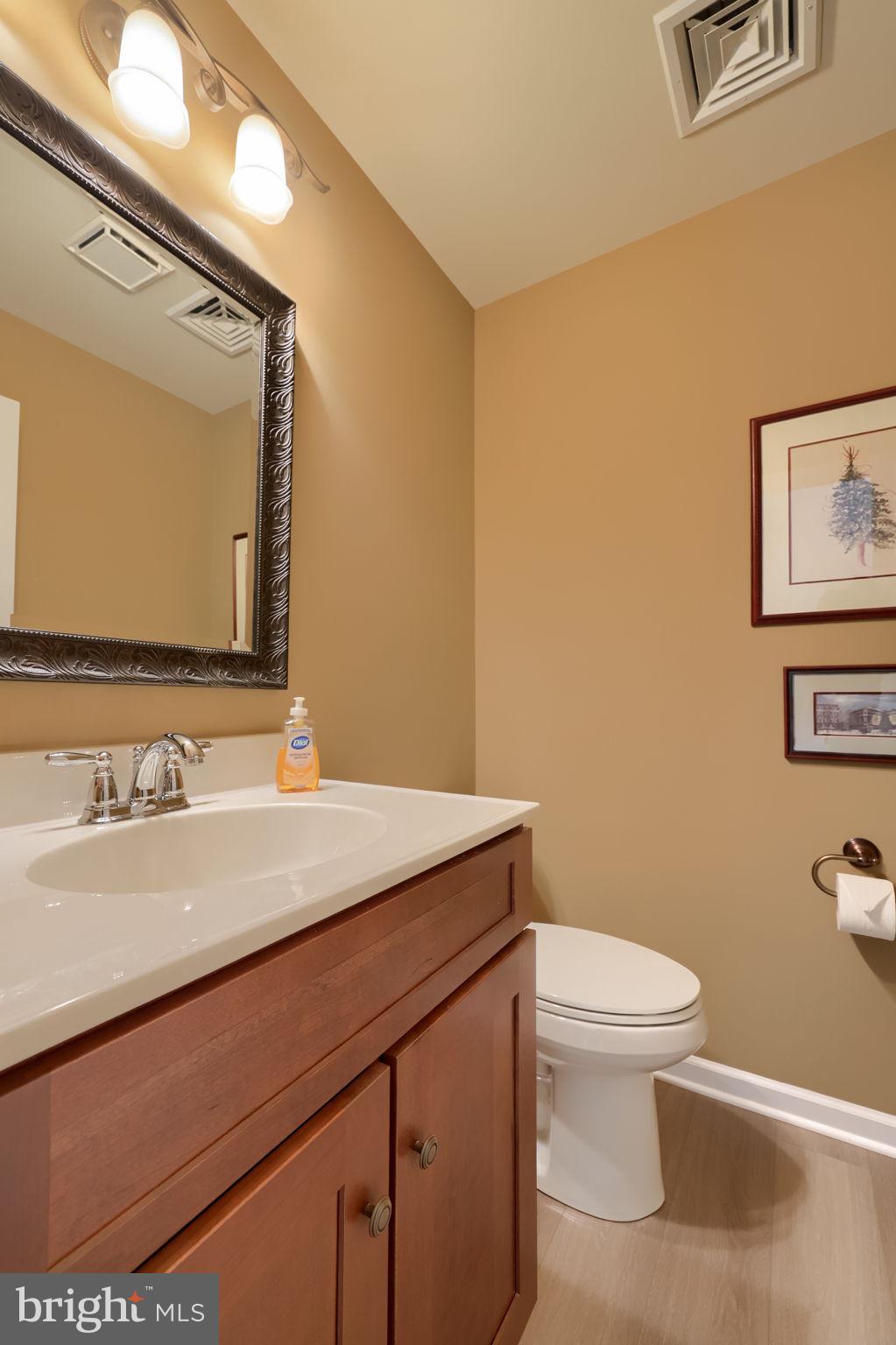 ELM TREE - Residential