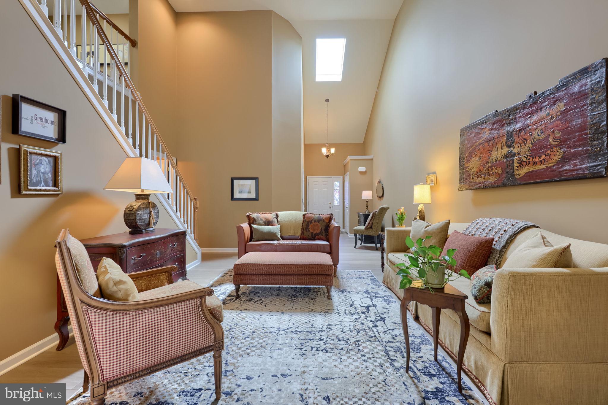 ELM TREE - Residential