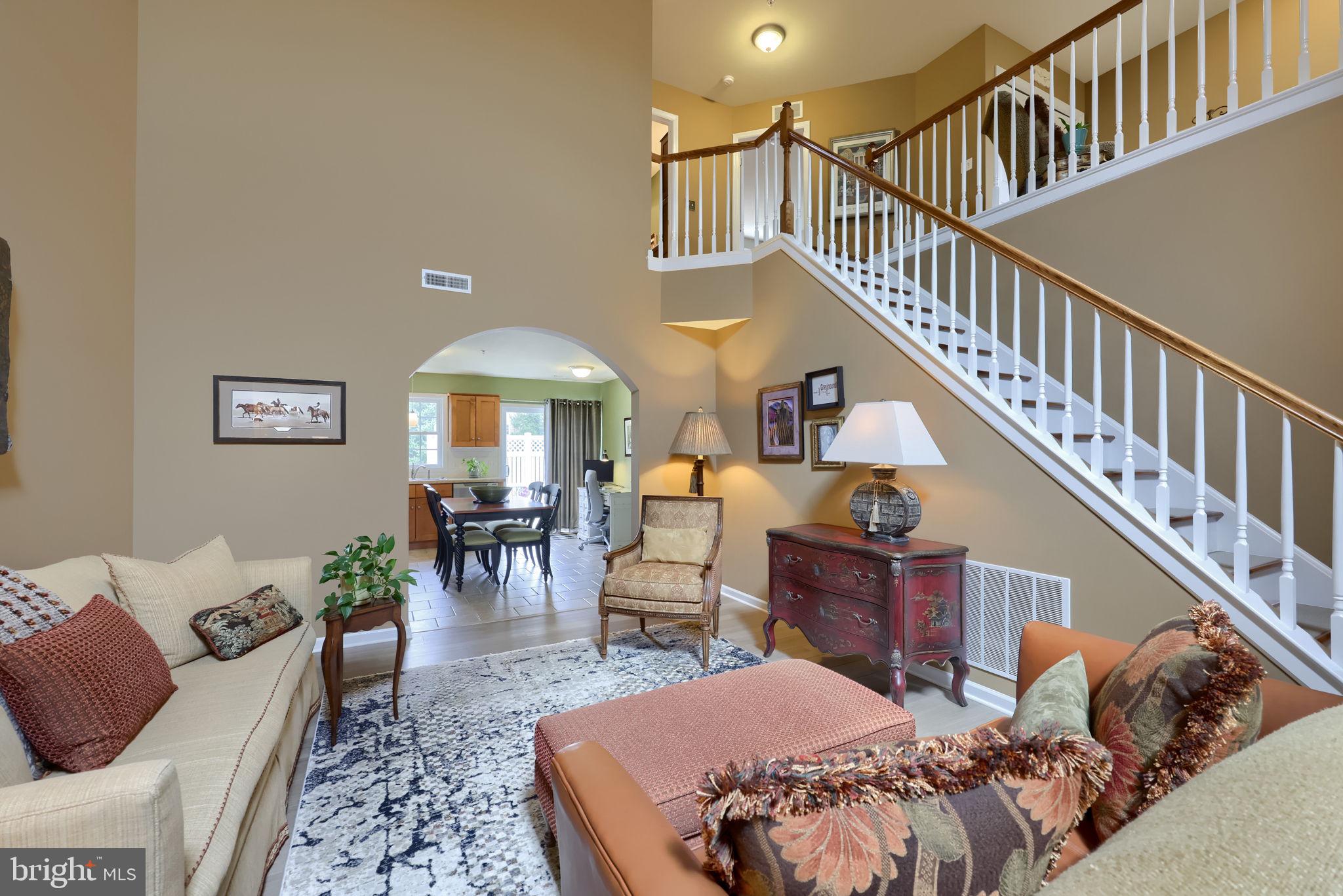 ELM TREE - Residential