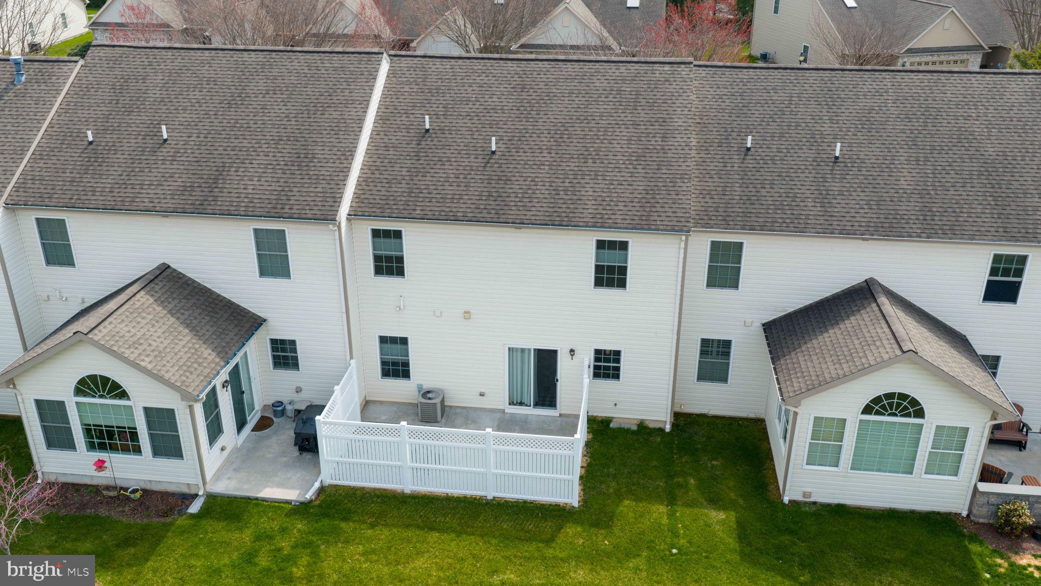 ELM TREE - Residential