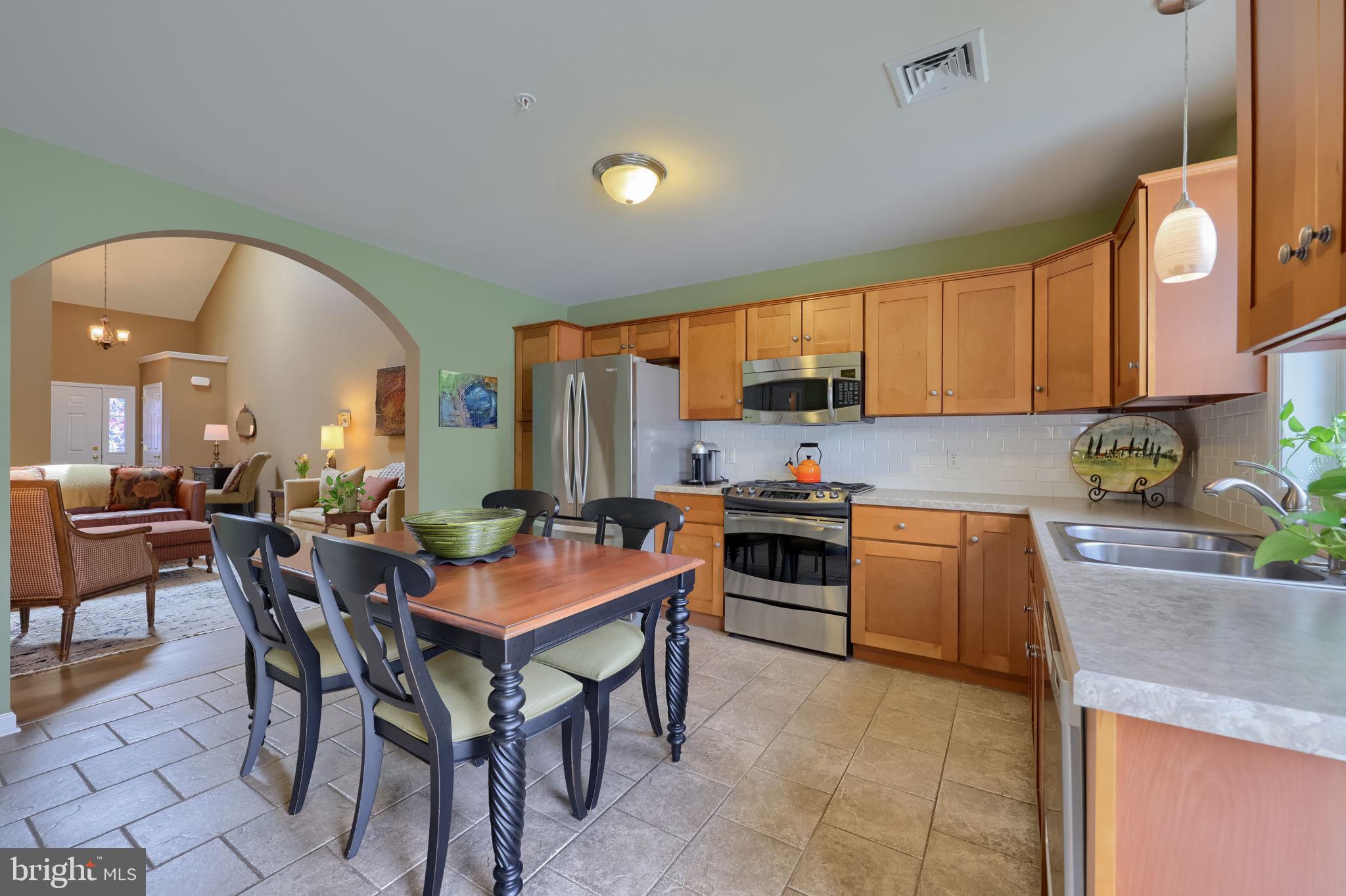 ELM TREE - Residential