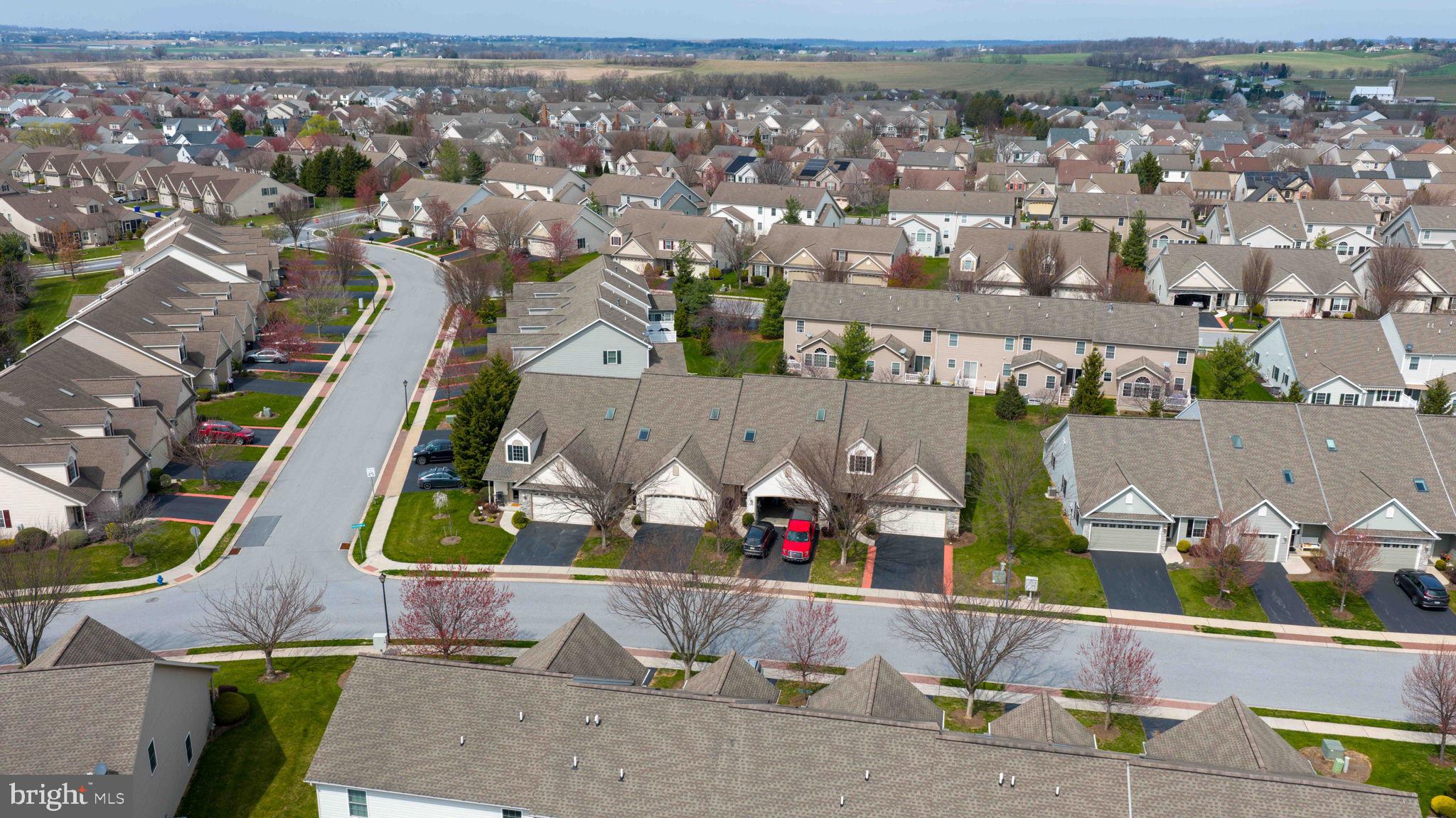 ELM TREE - Residential