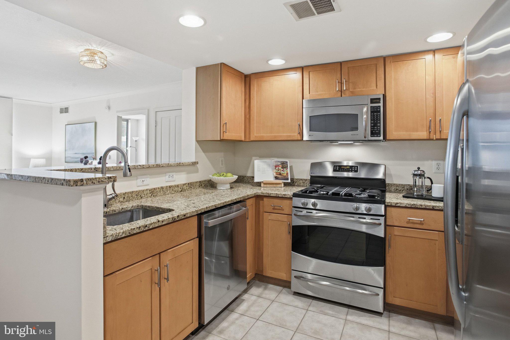 2220 FAIRFAX DRIVE 412