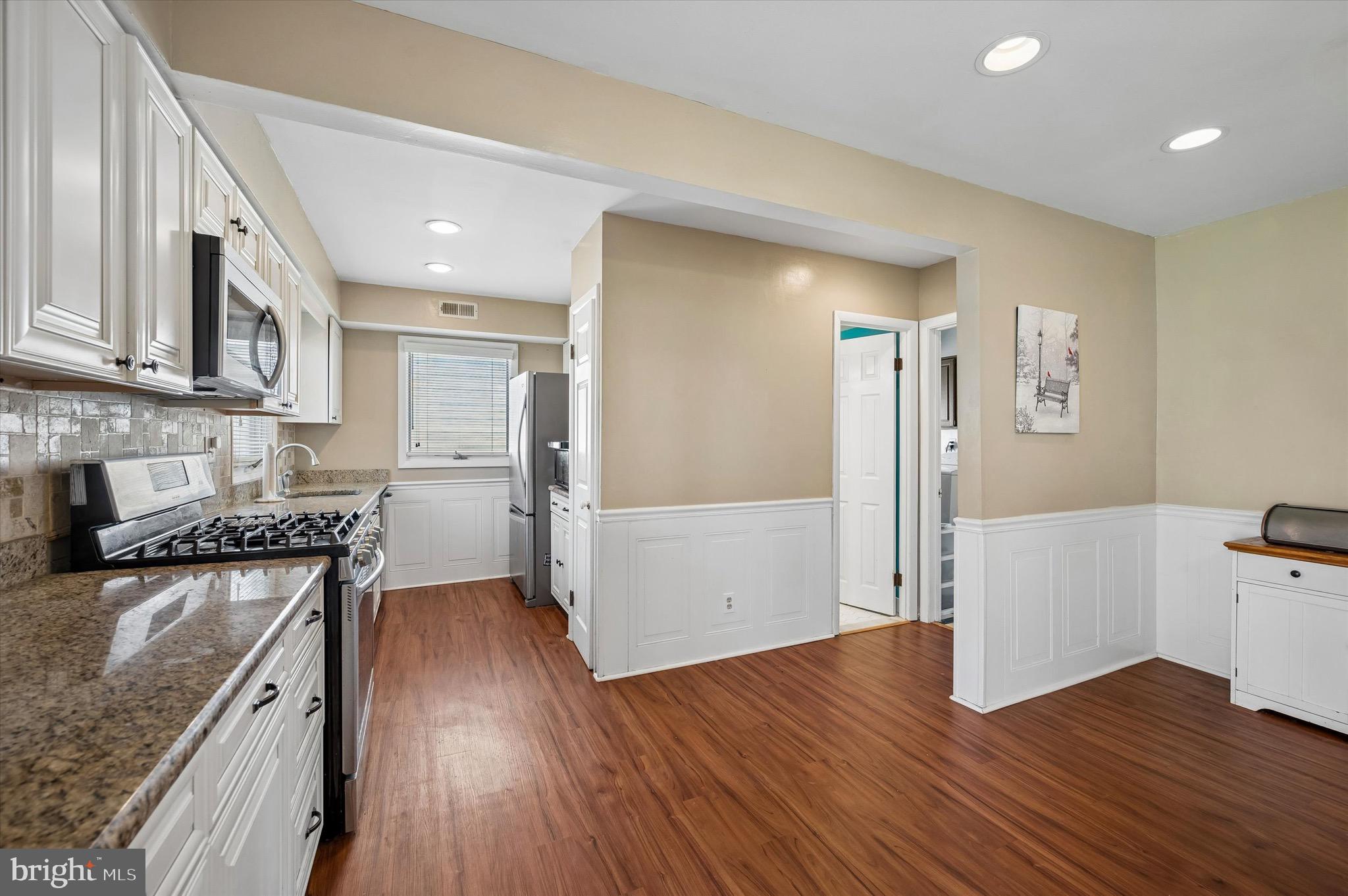 SOMERTON - Residential