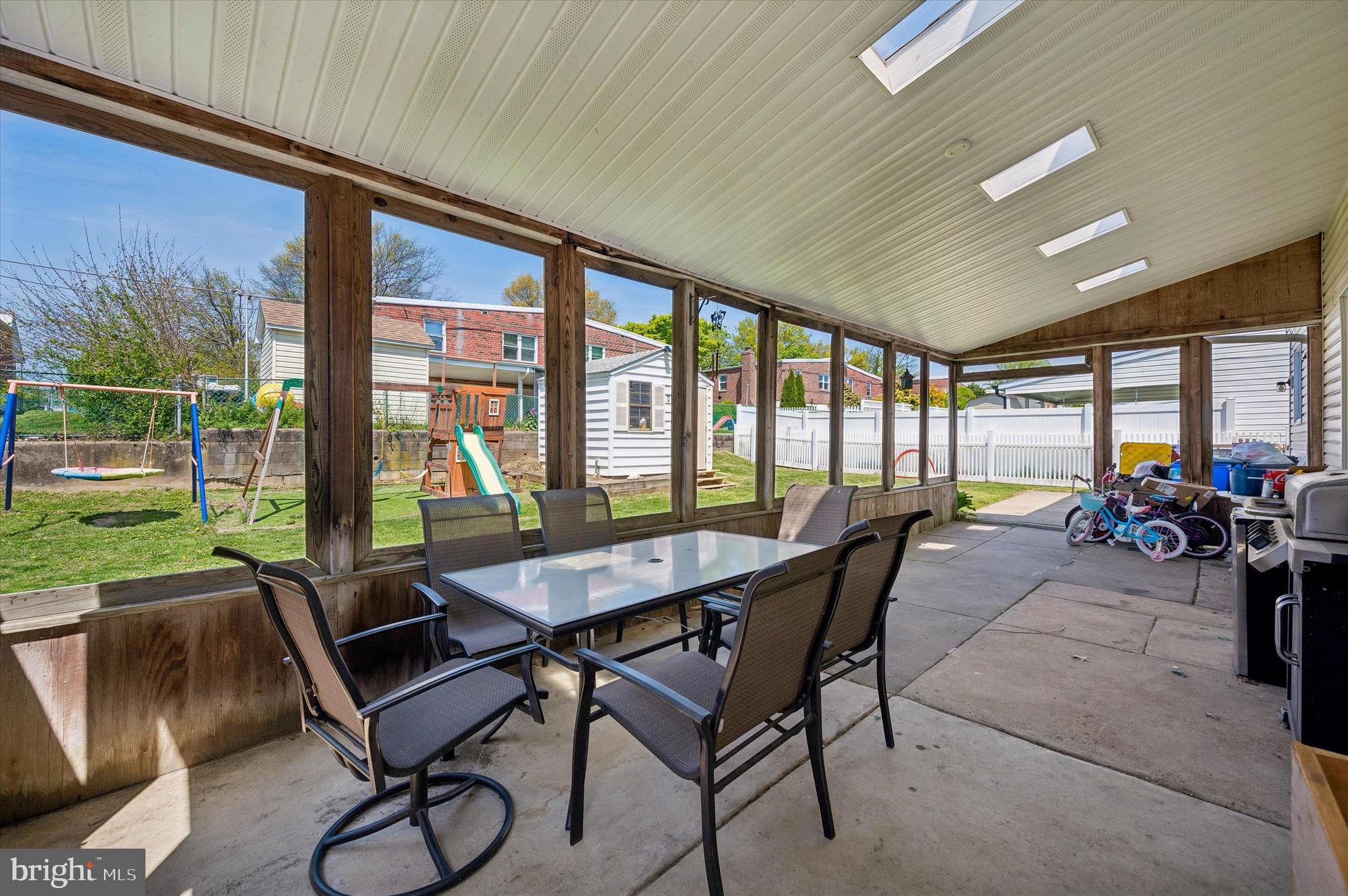 SOMERTON - Residential