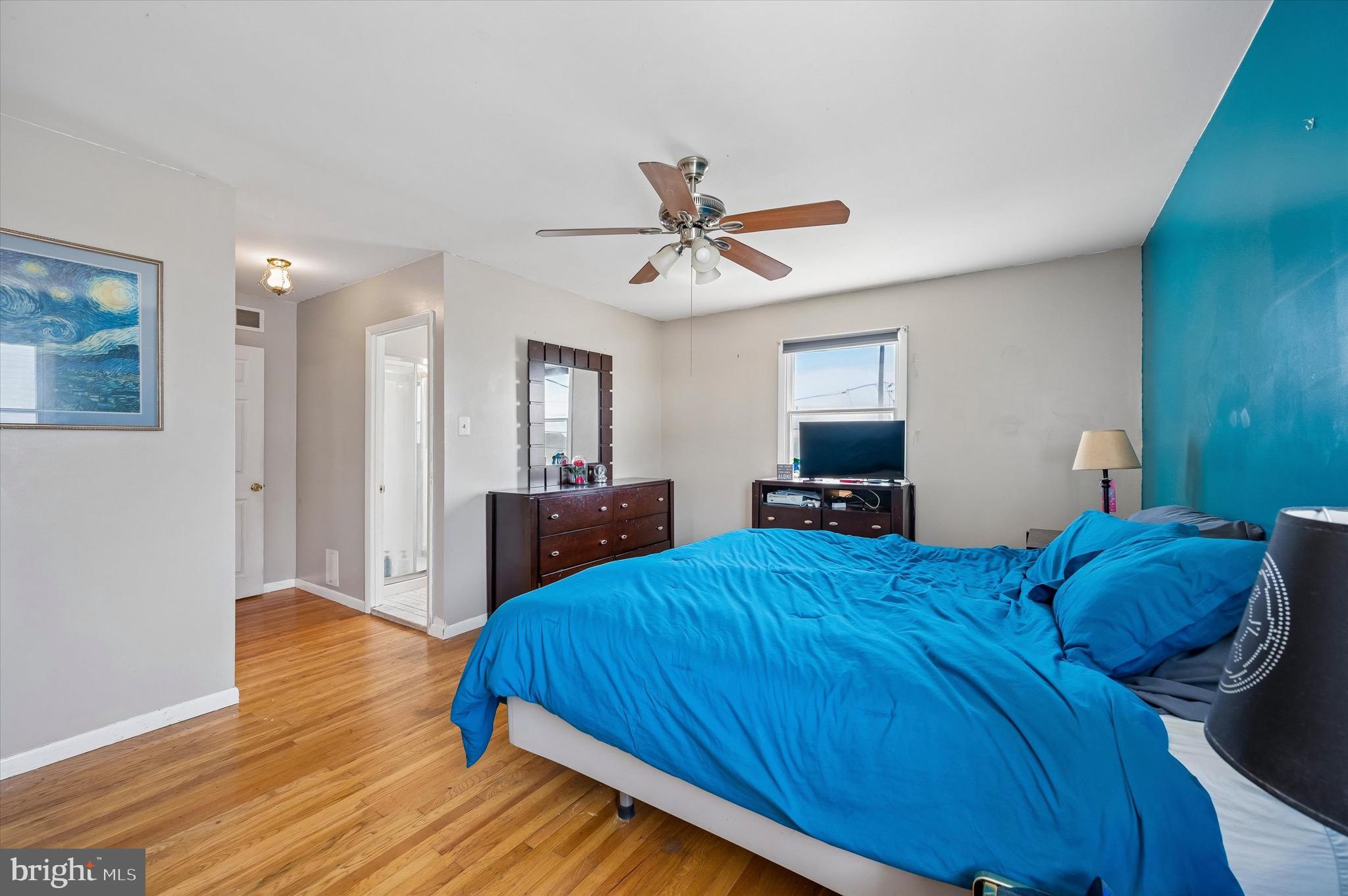 SOMERTON - Residential
