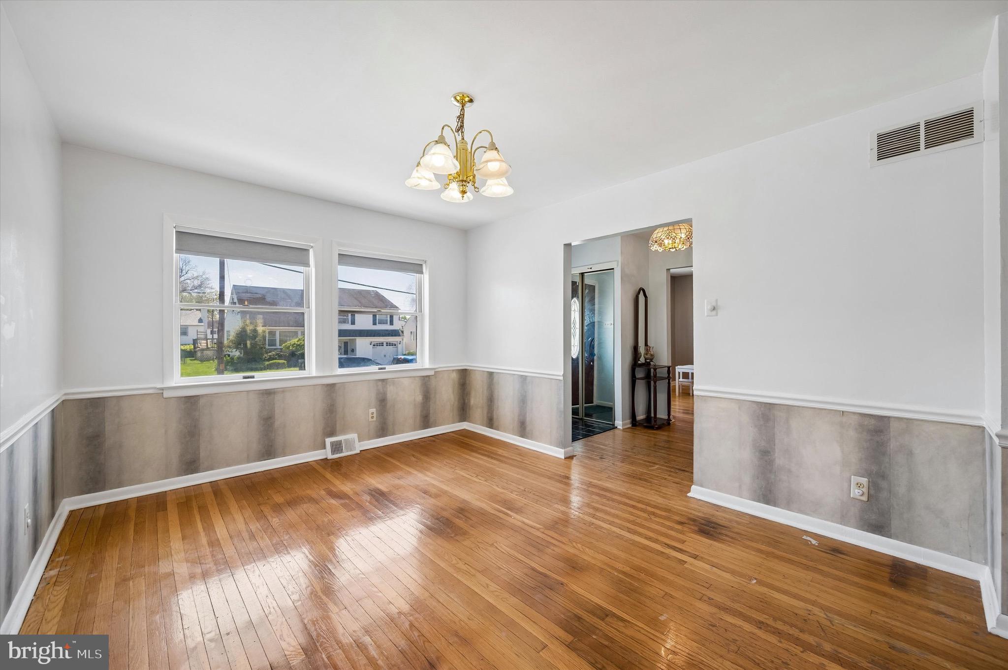 SOMERTON - Residential