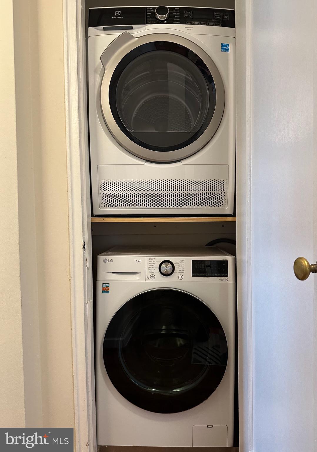 ROCK CREEK VILLAGE - Residential