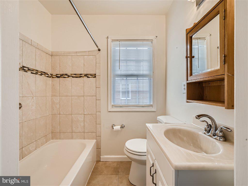 DUNDALK VILLAGE - Residential