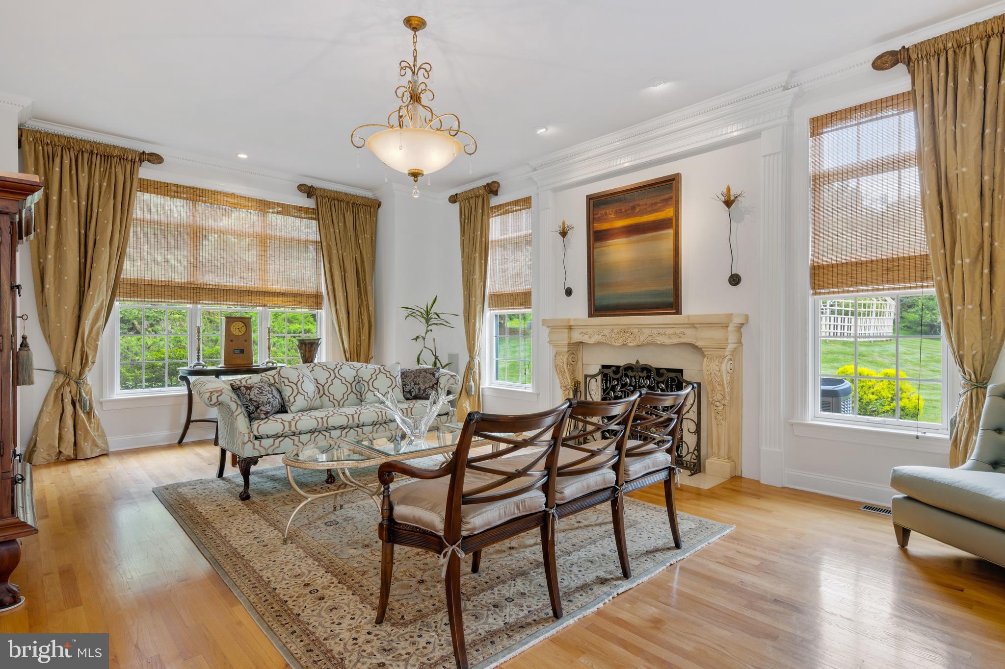 FOUR OAKS FARM - Residential