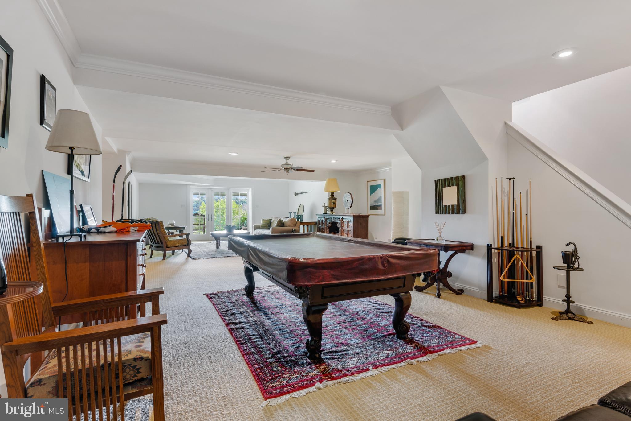 FOUR OAKS FARM - Residential