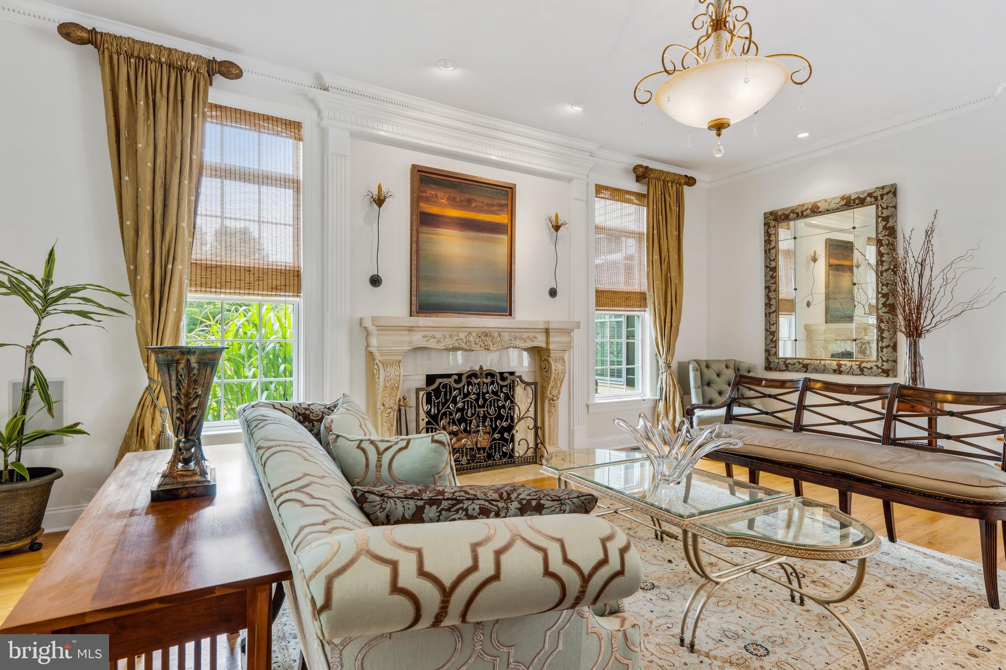 FOUR OAKS FARM - Residential