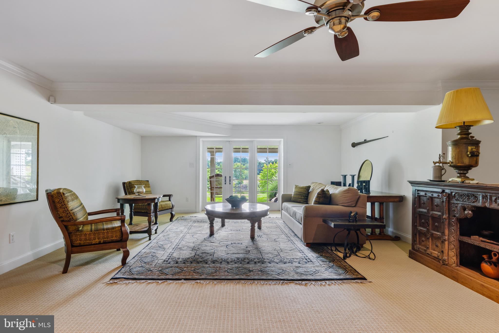 FOUR OAKS FARM - Residential