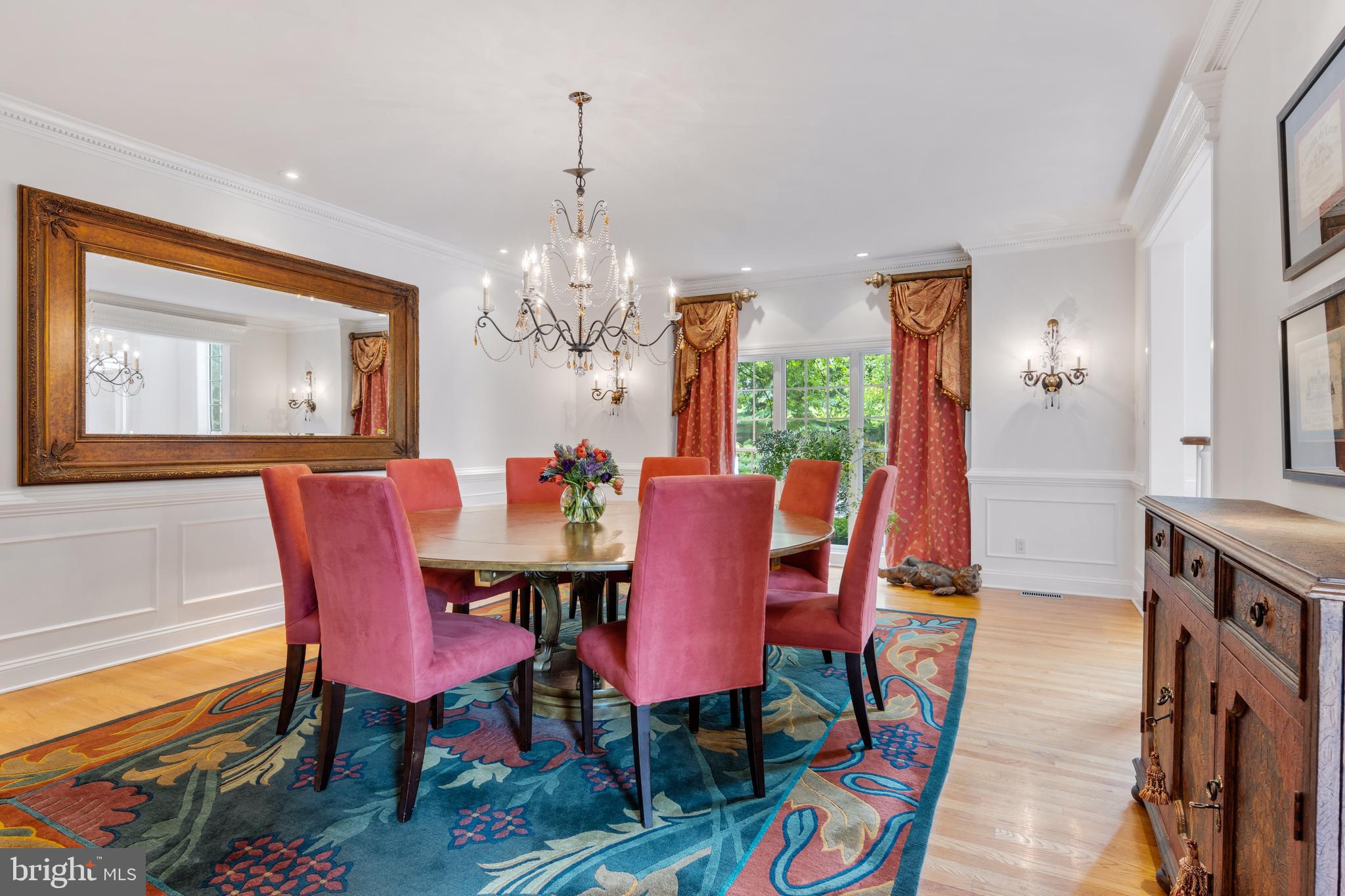 FOUR OAKS FARM - Residential