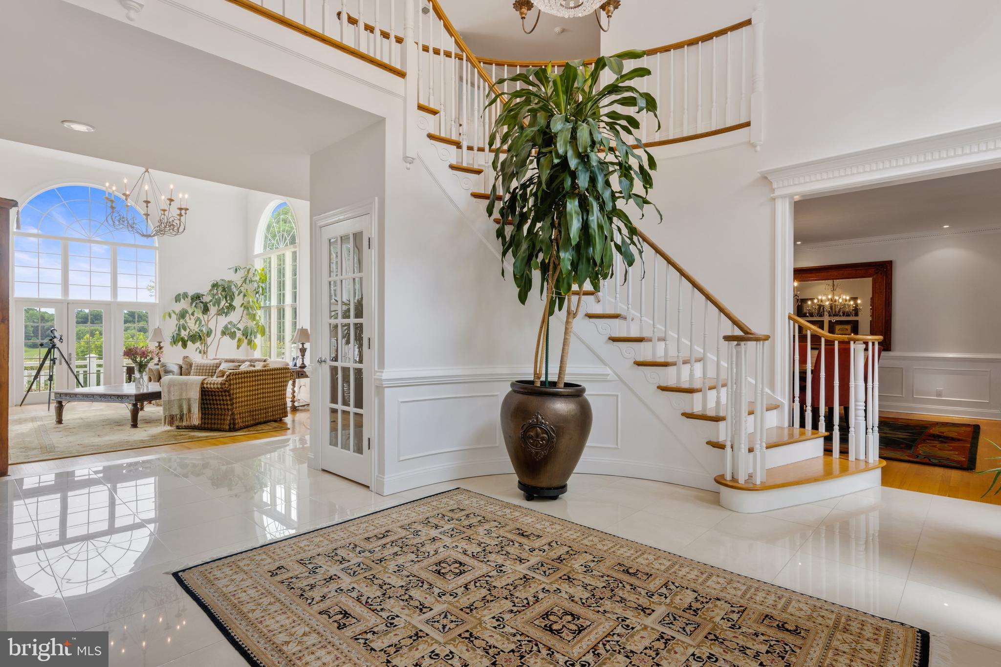 FOUR OAKS FARM - Residential