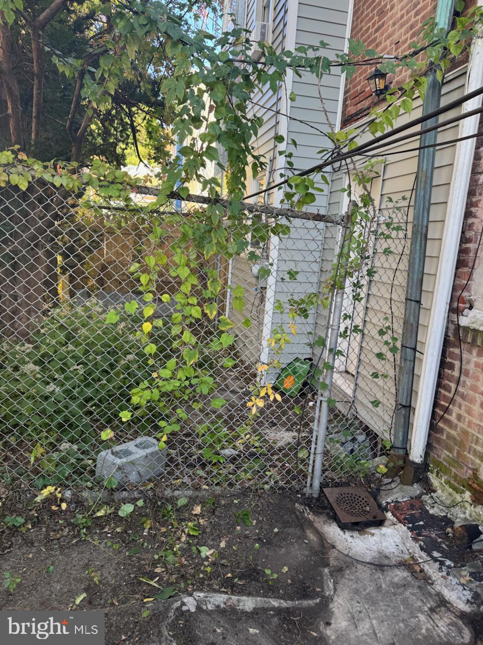 GERMANTOWN (EAST) - Residential