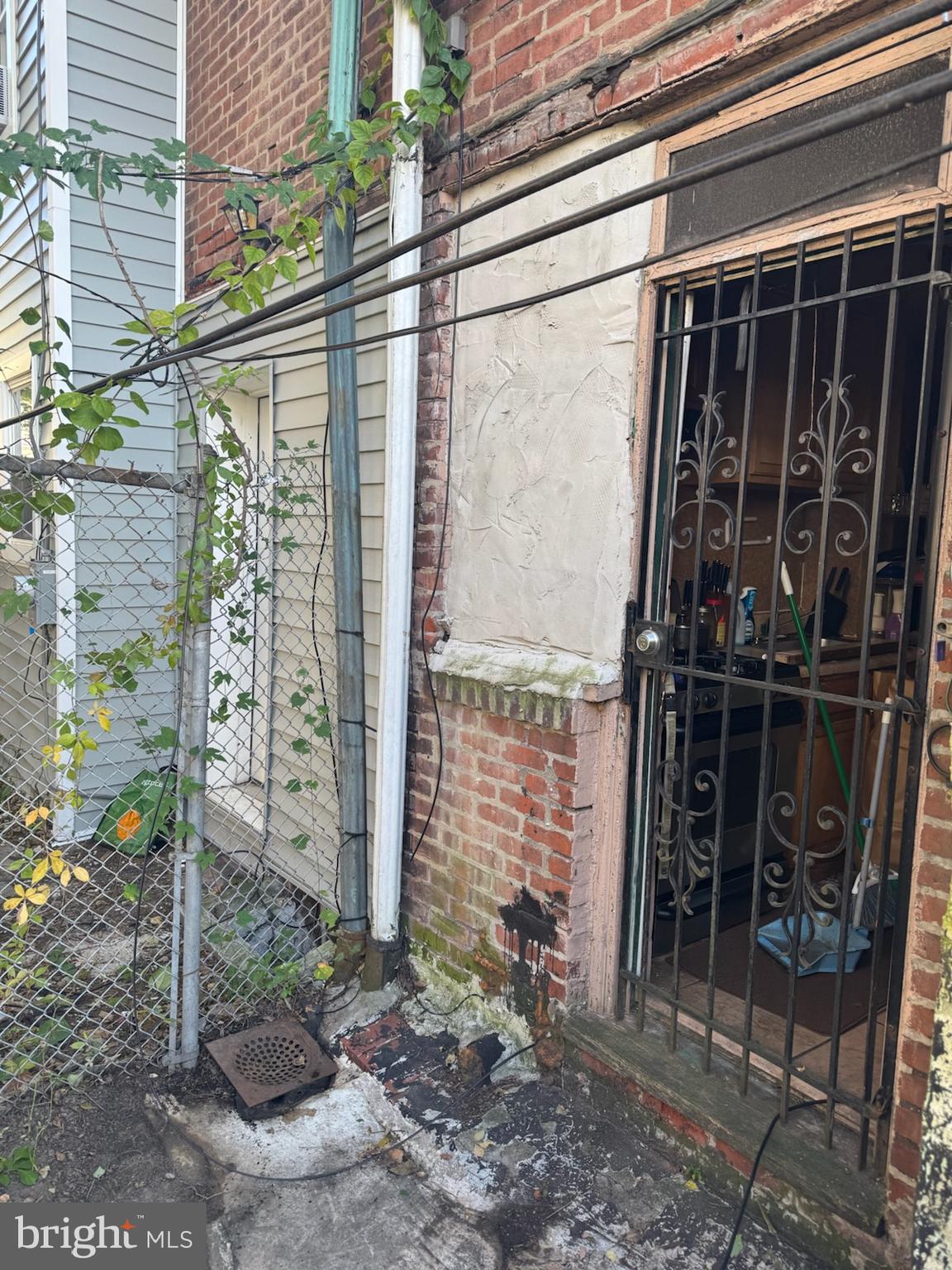 GERMANTOWN (EAST) - Residential