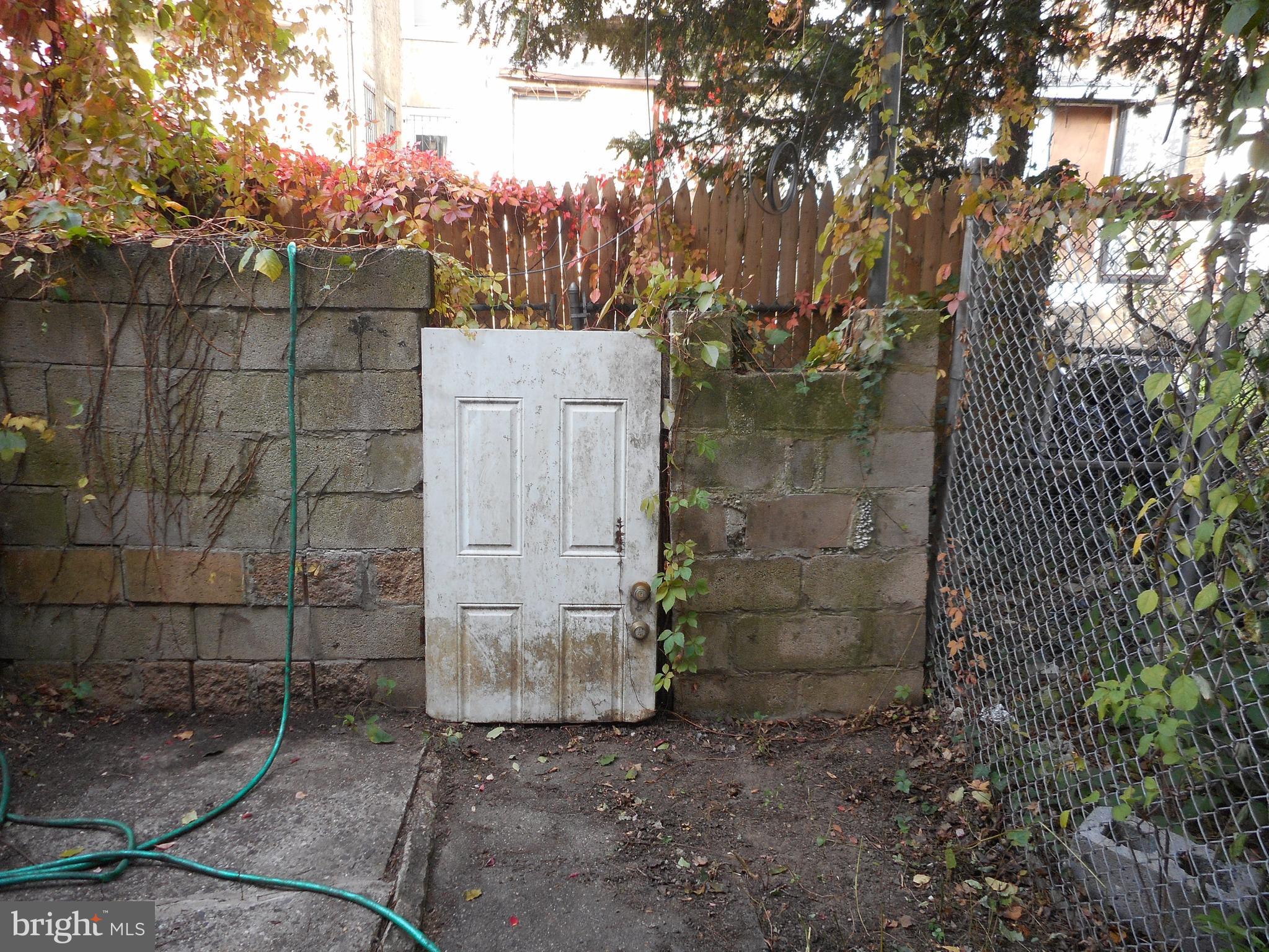 GERMANTOWN (EAST) - Residential