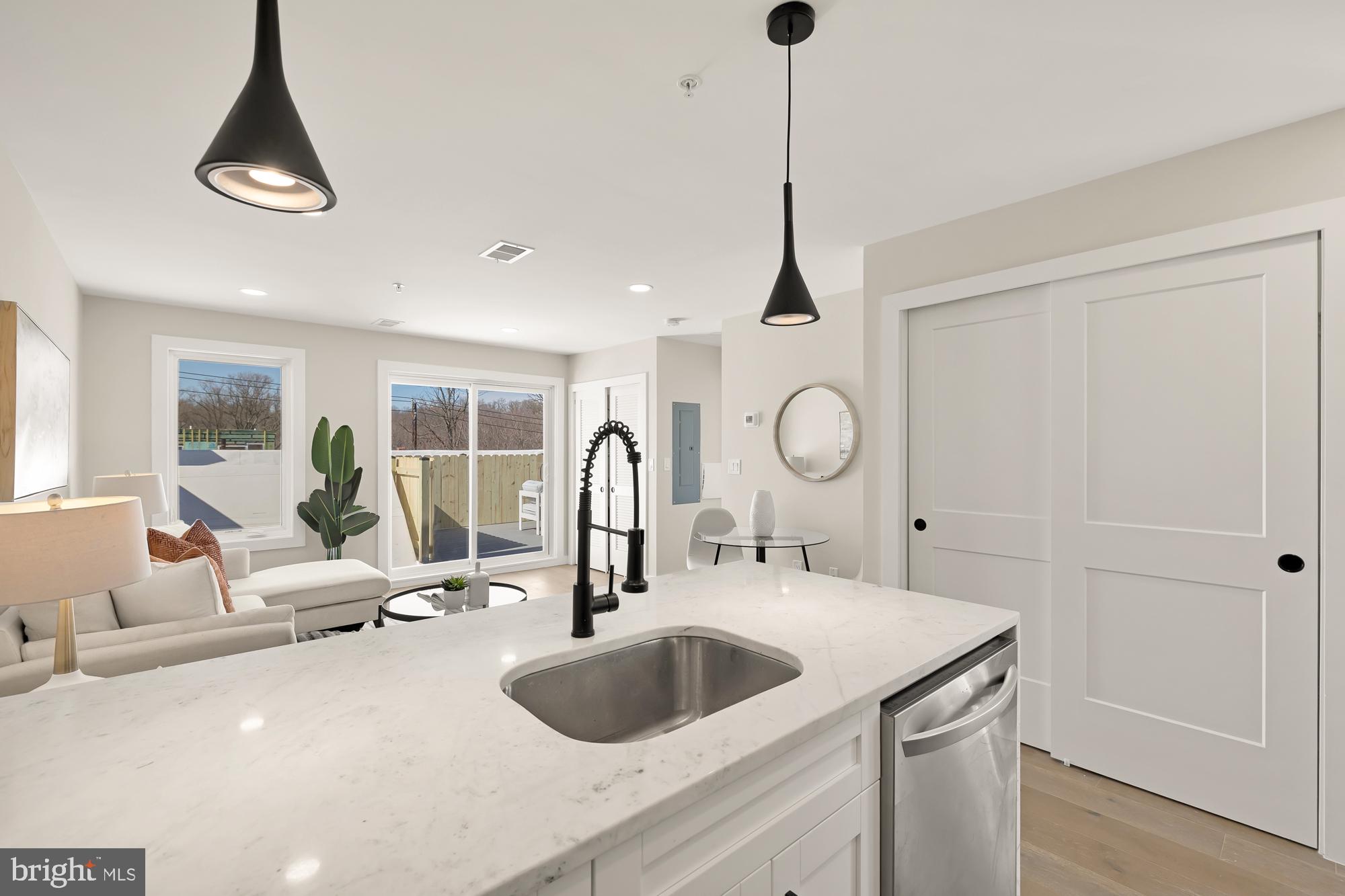 GLOVER PARK - Residential