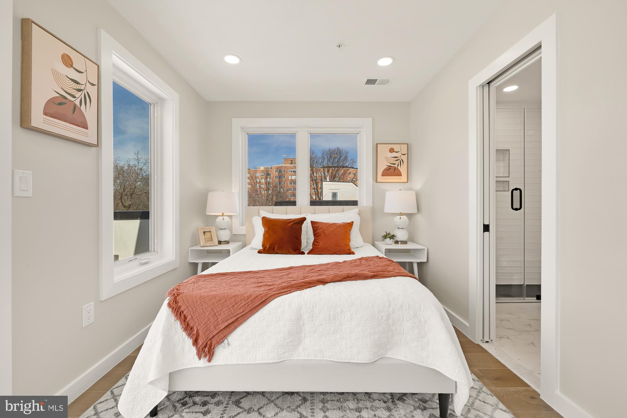 GLOVER PARK - Residential