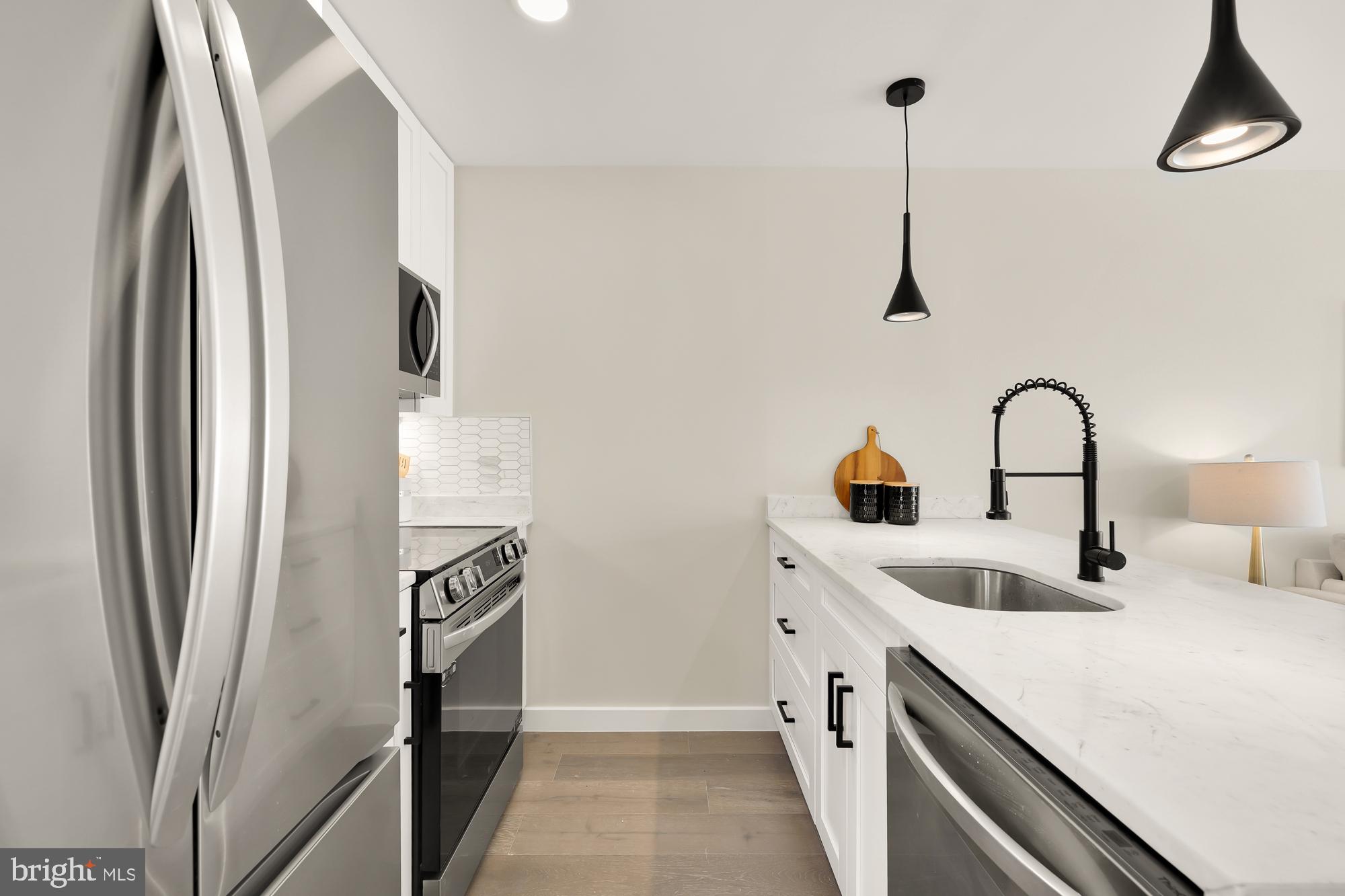 GLOVER PARK - Residential
