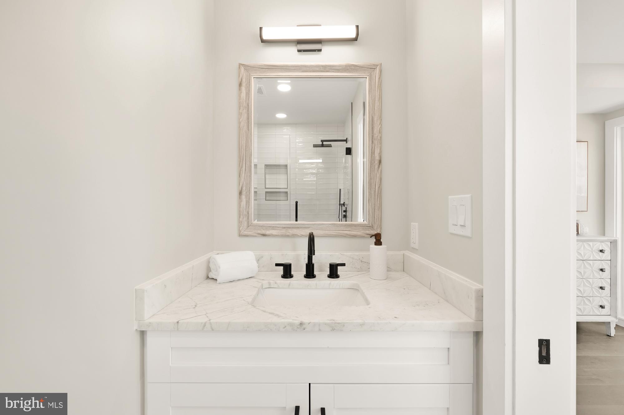 GLOVER PARK - Residential