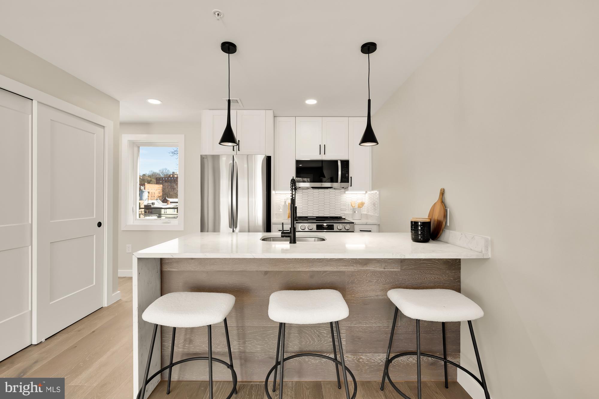 GLOVER PARK - Residential