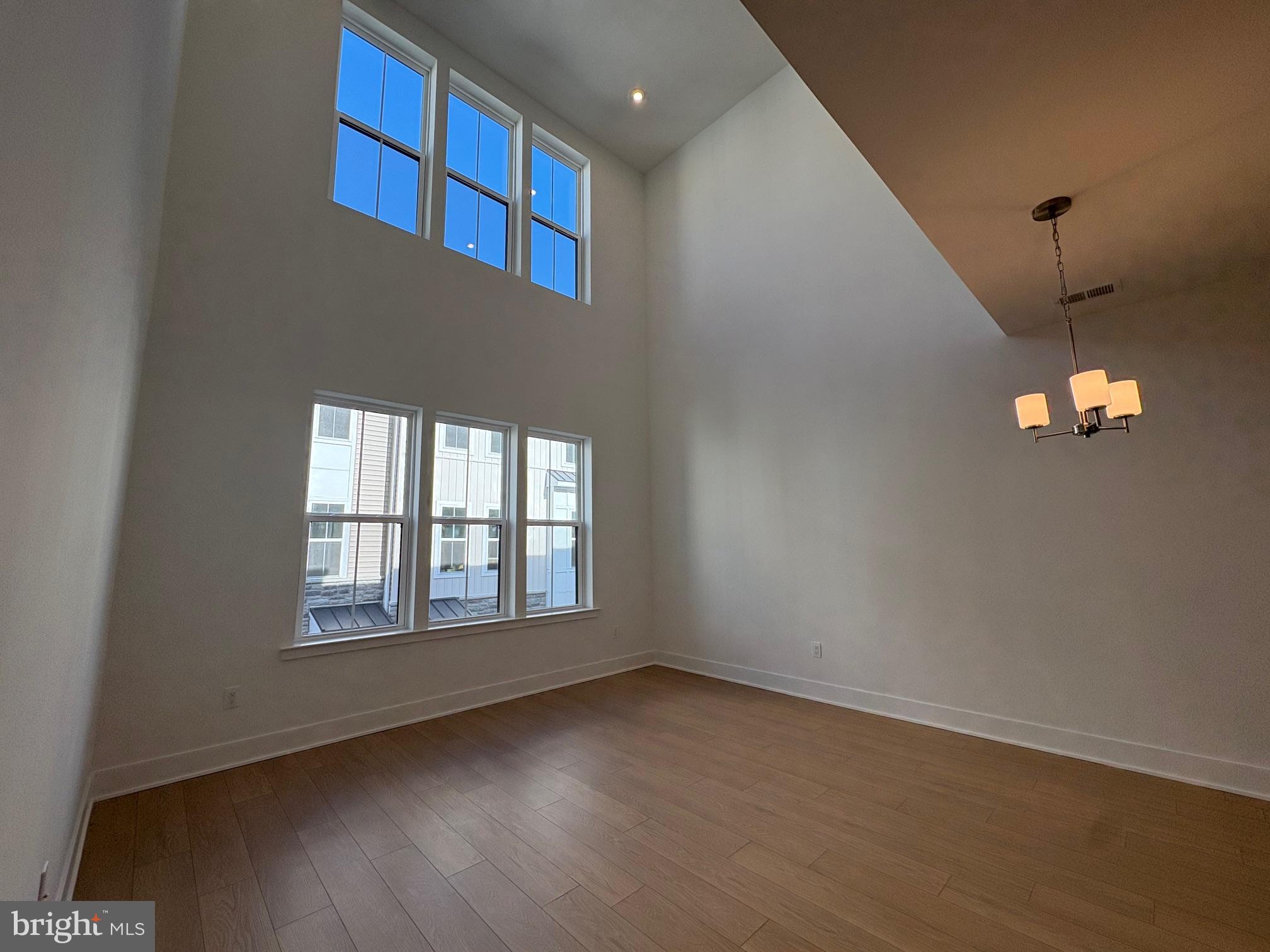 11207 DONATELLO DRIVE 1112