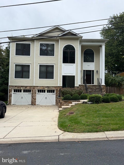 Homes For Rent - 8612 Ridge Road<br/> BETHESDA, MD 20817