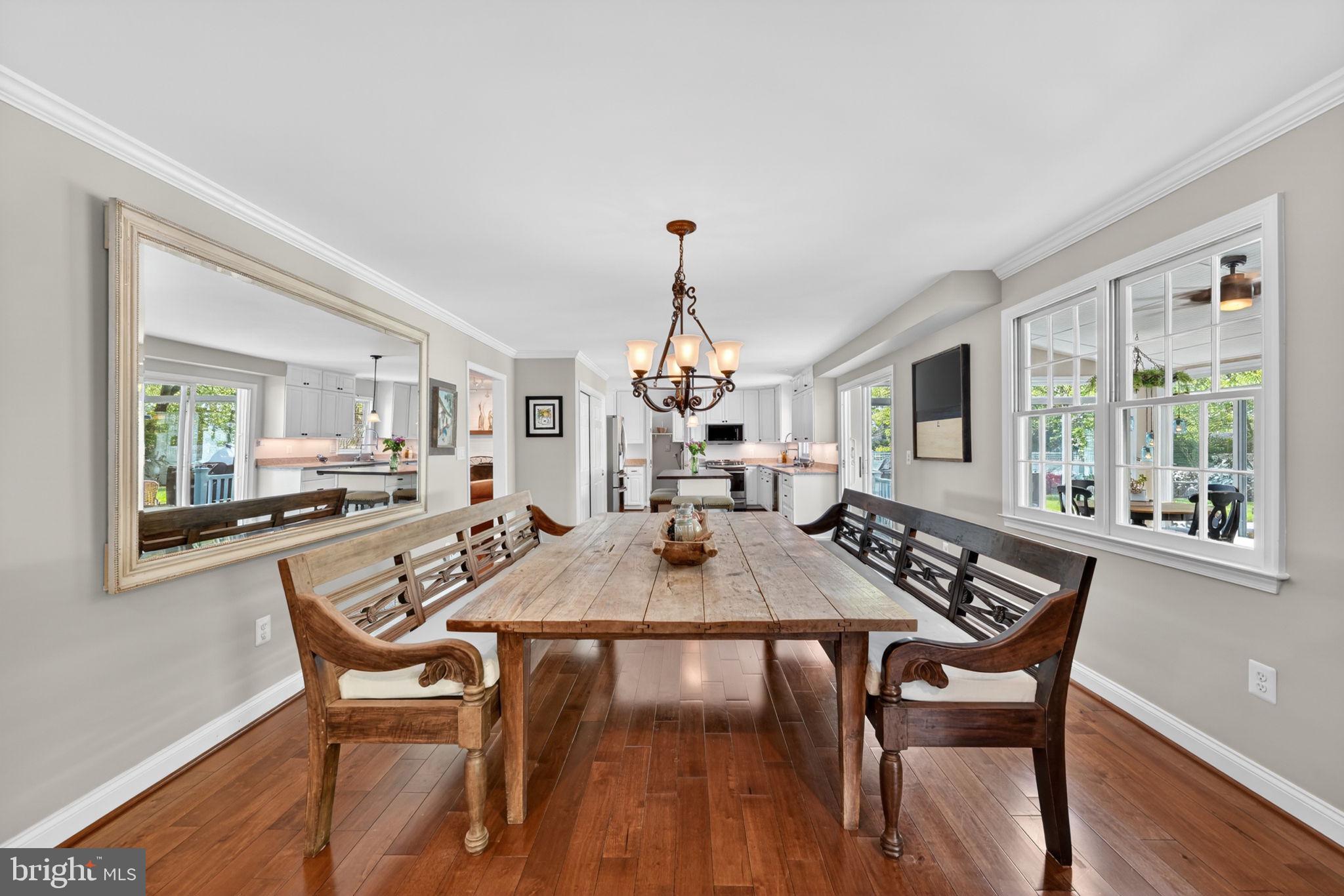 POINT FIELD LANDING - Residential