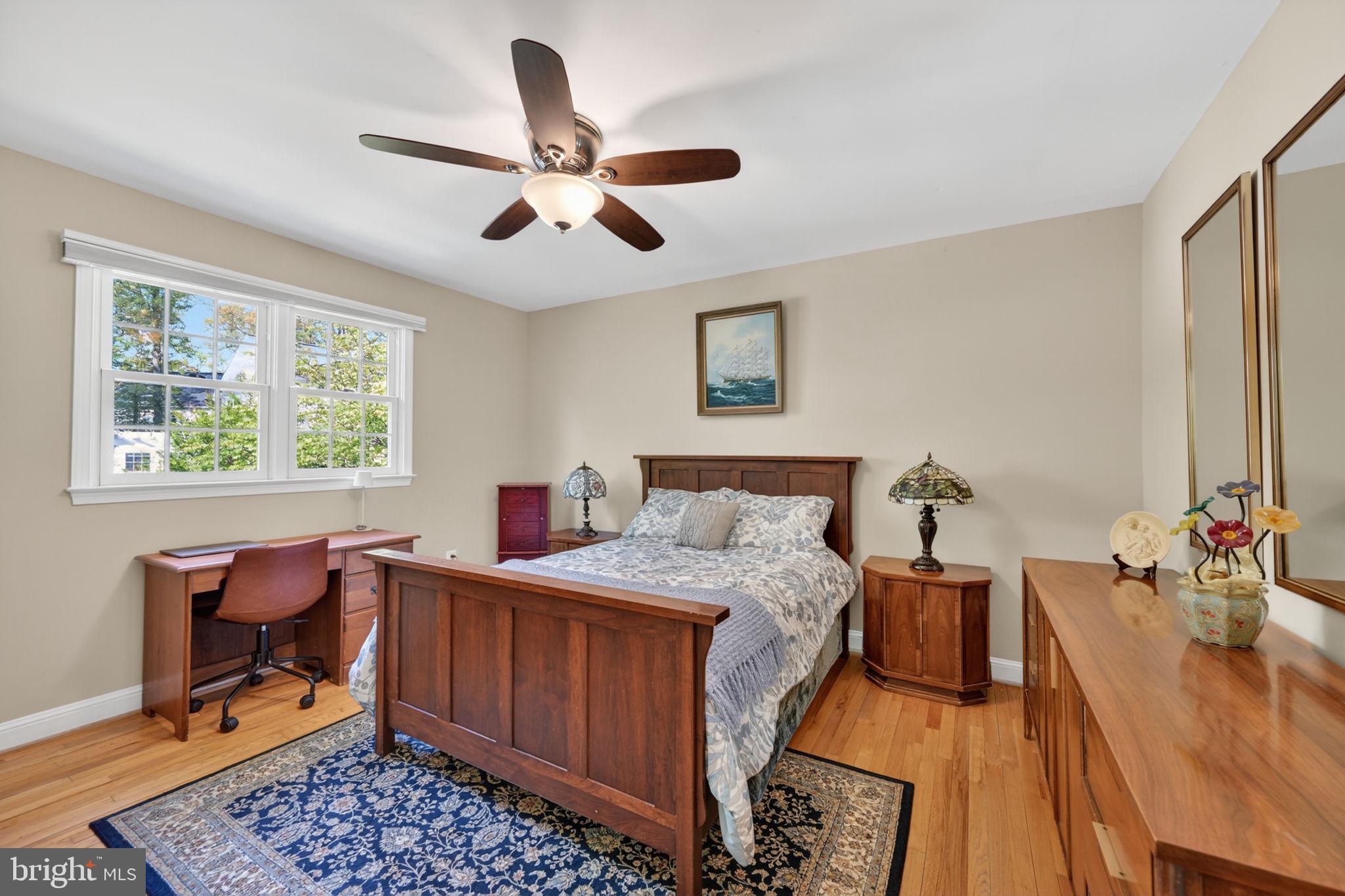 POINT FIELD LANDING - Residential