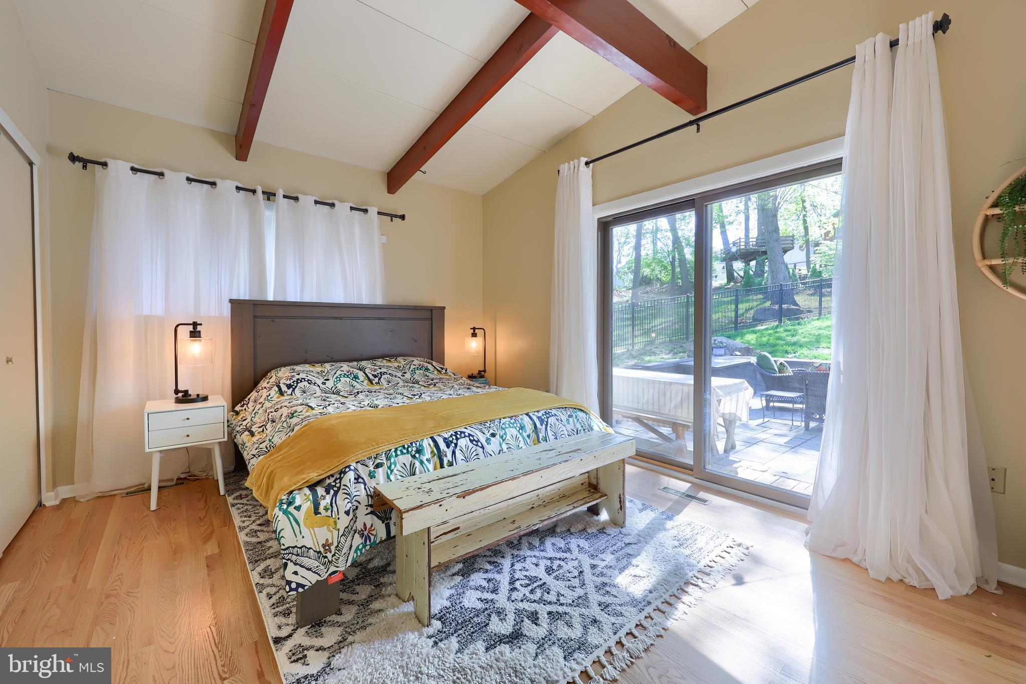 HILLCREST - Residential