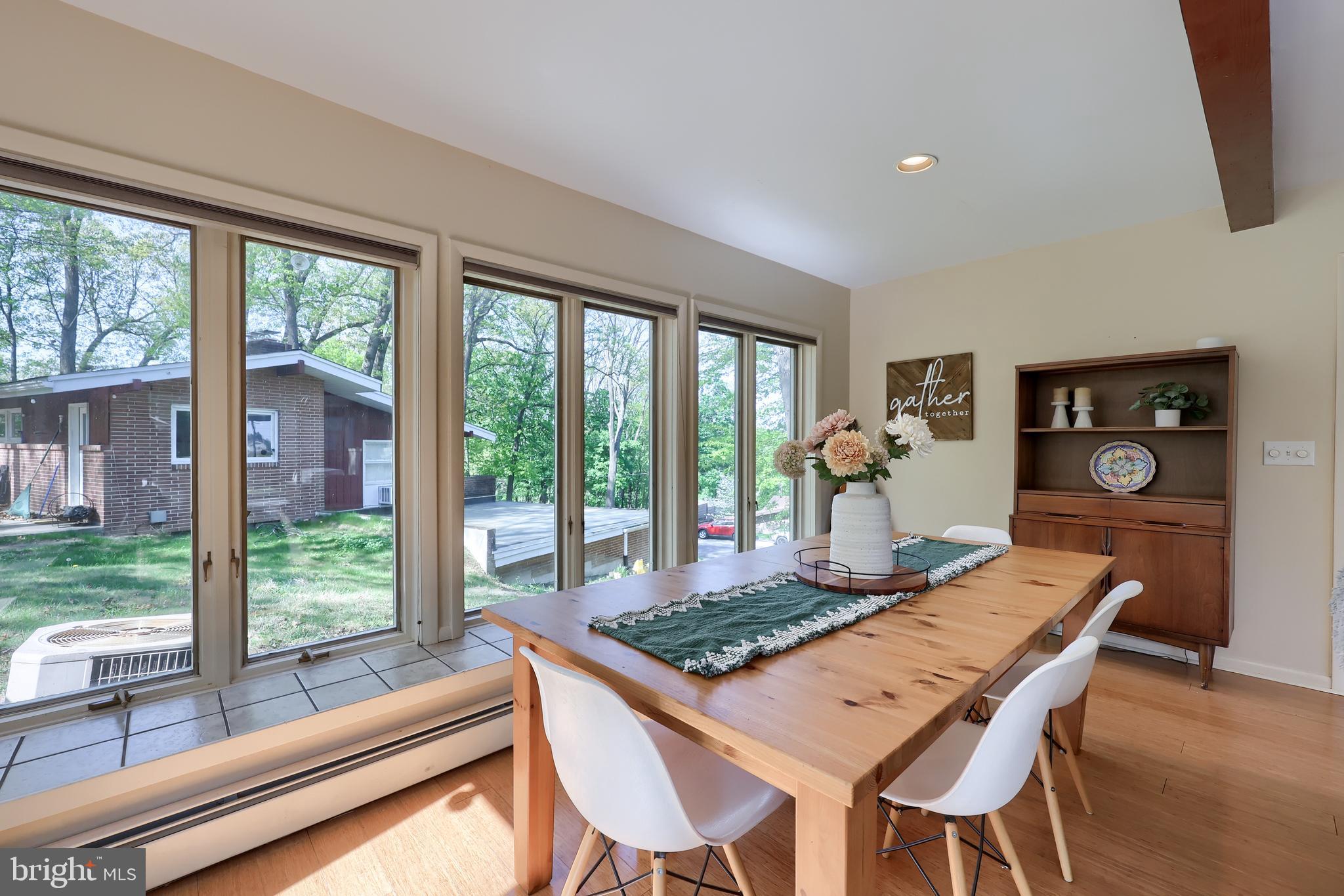 HILLCREST - Residential