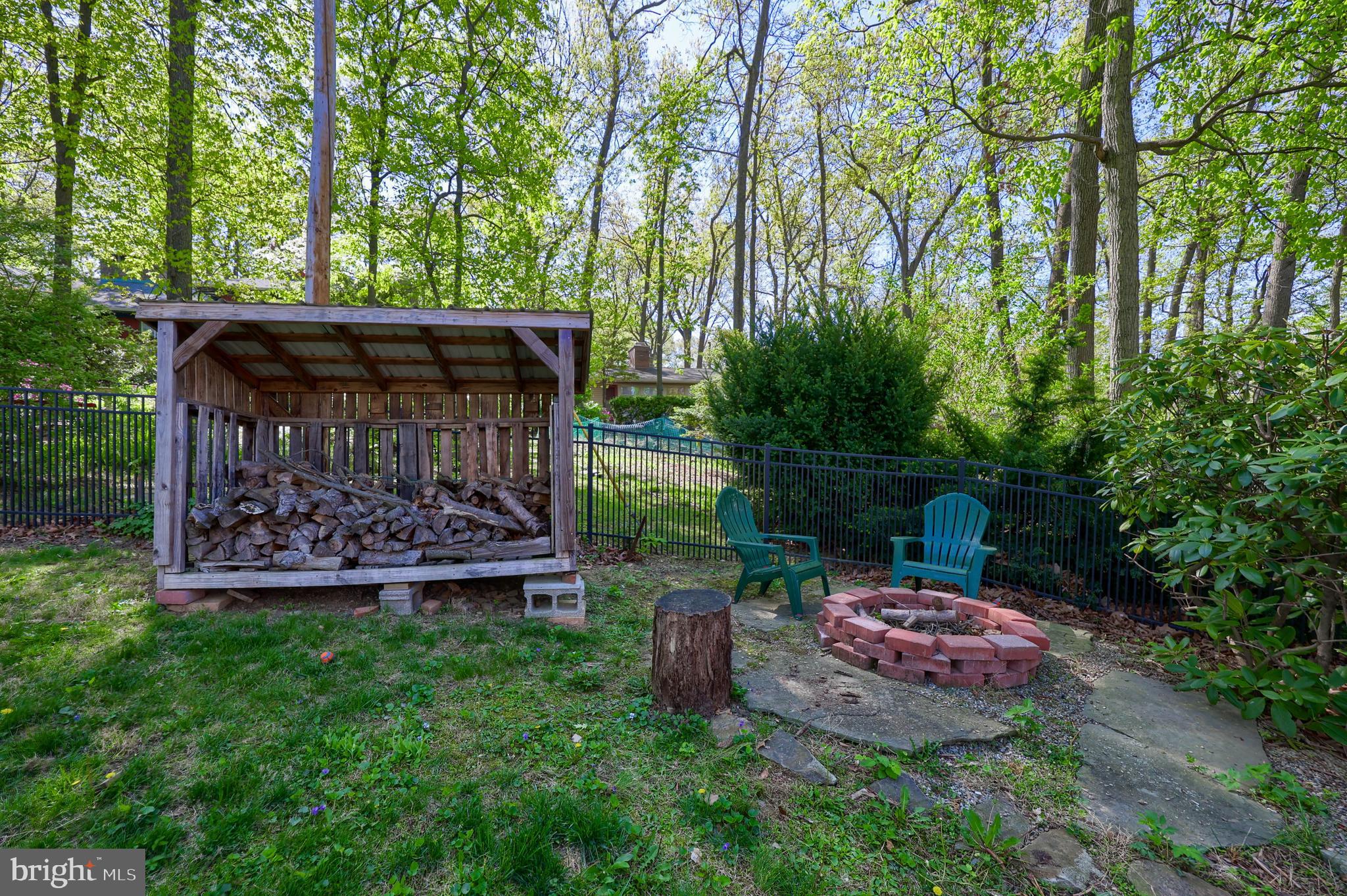 HILLCREST - Residential