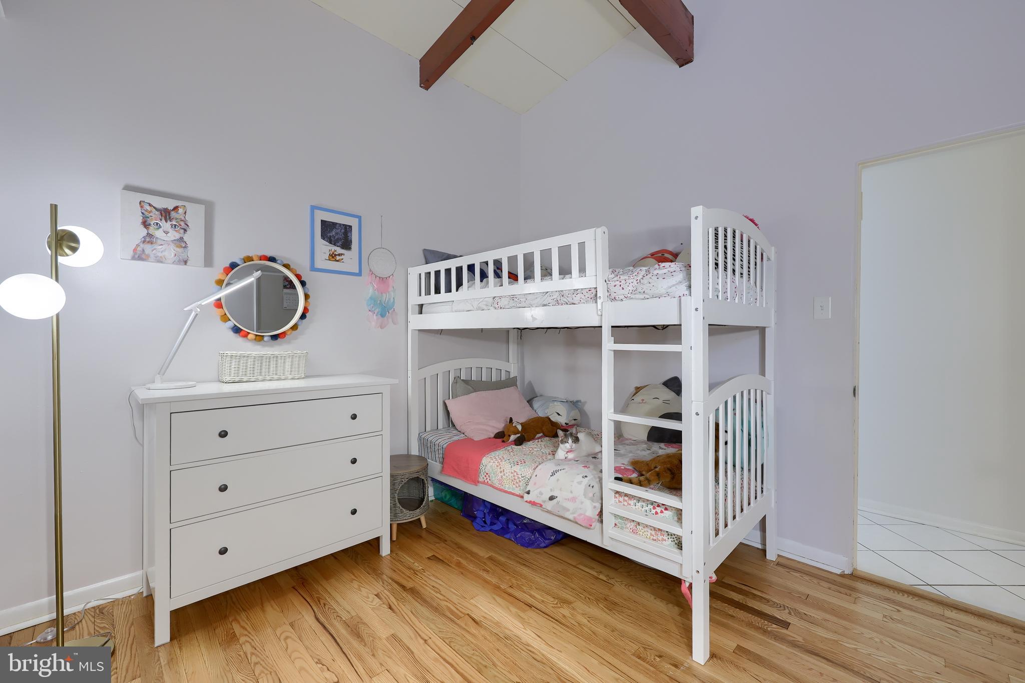 HILLCREST - Residential