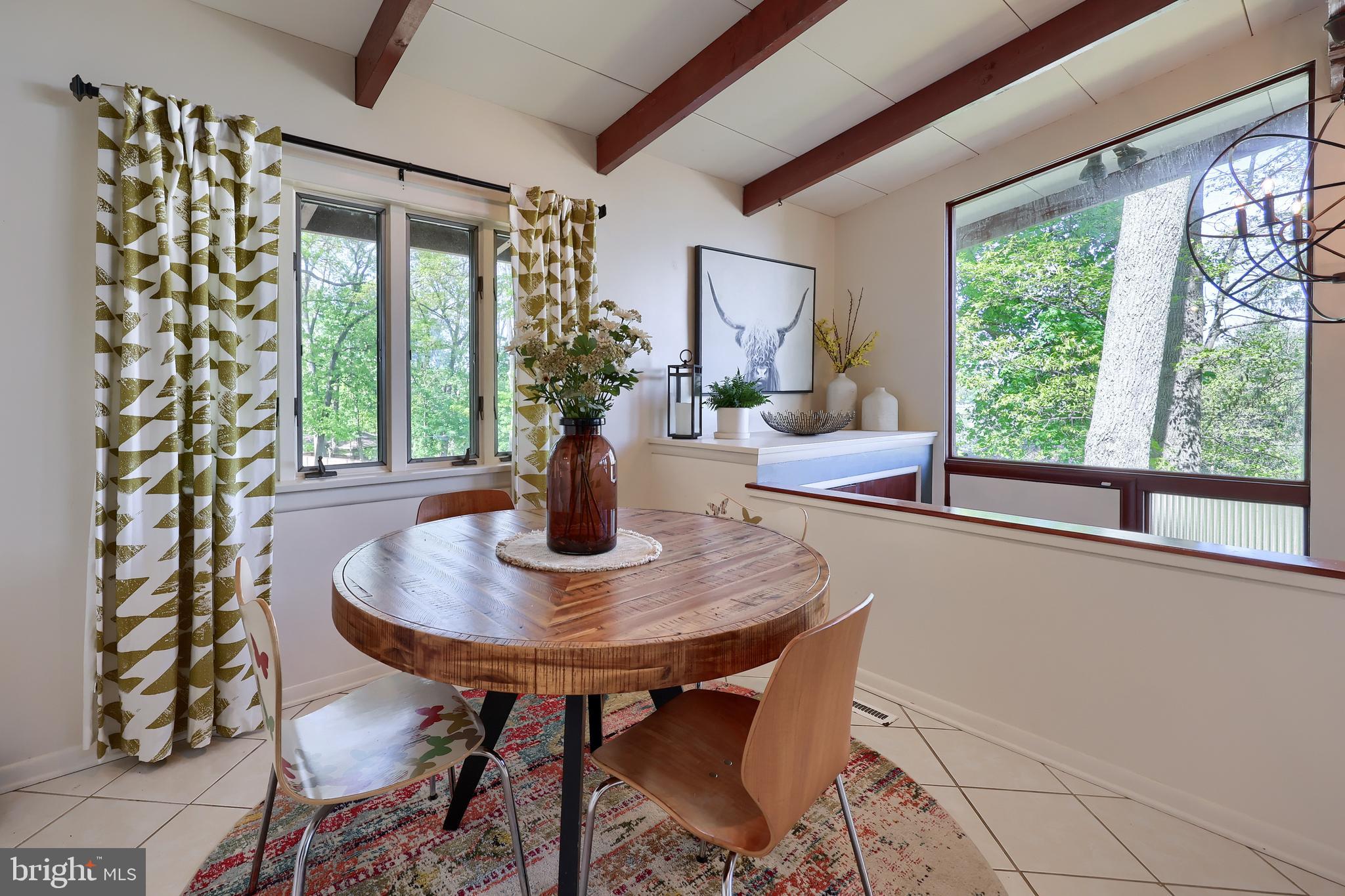 HILLCREST - Residential