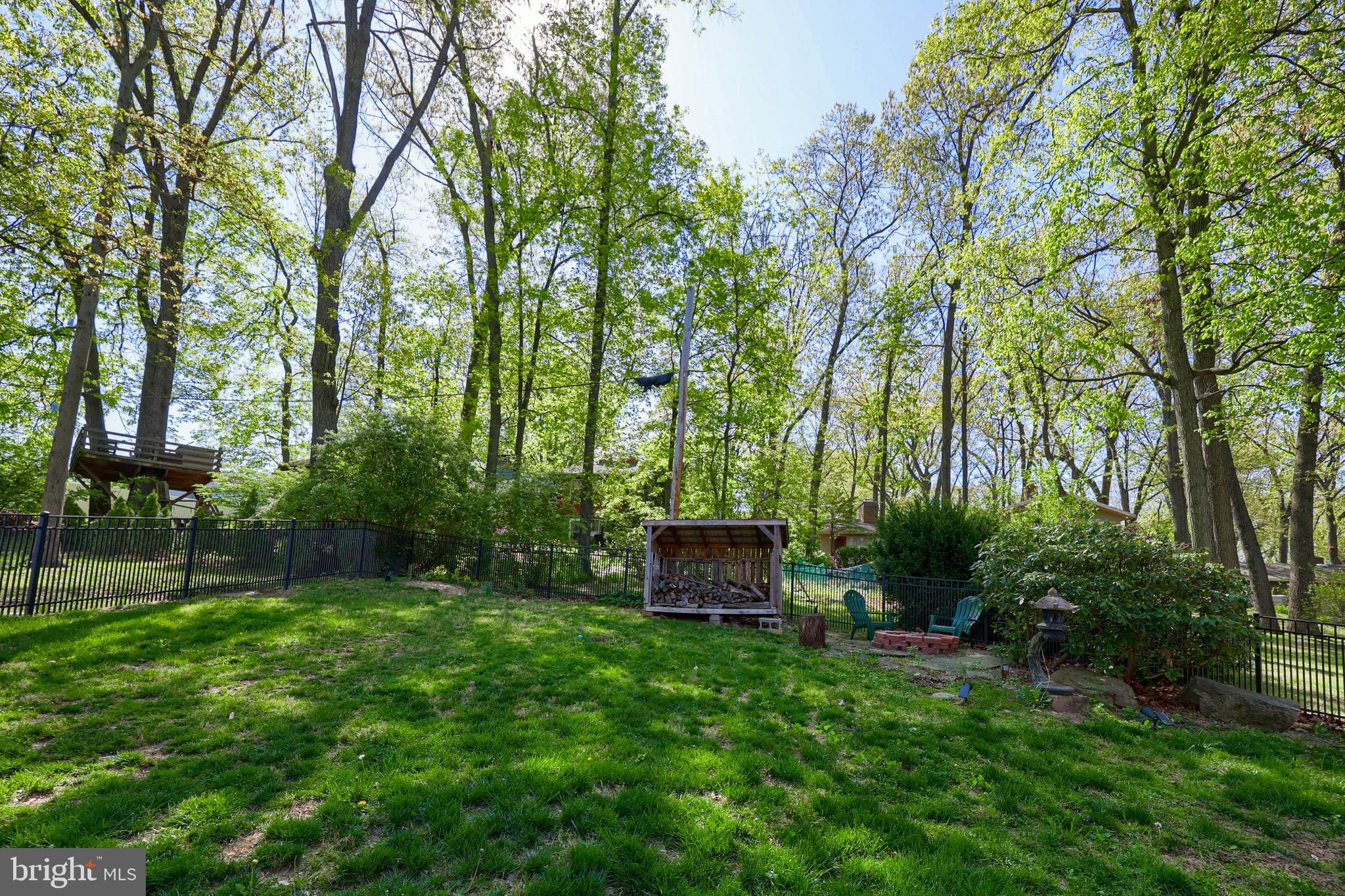 HILLCREST - Residential