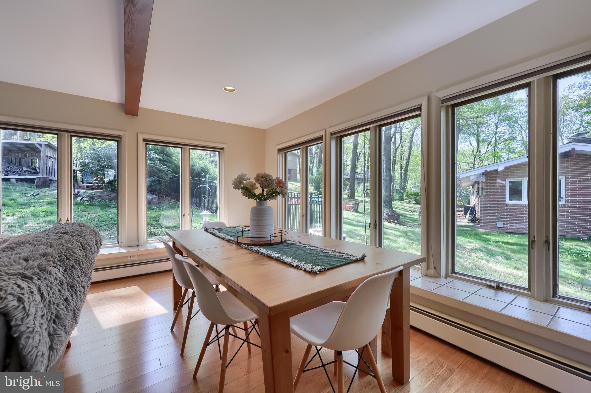 HILLCREST - Residential