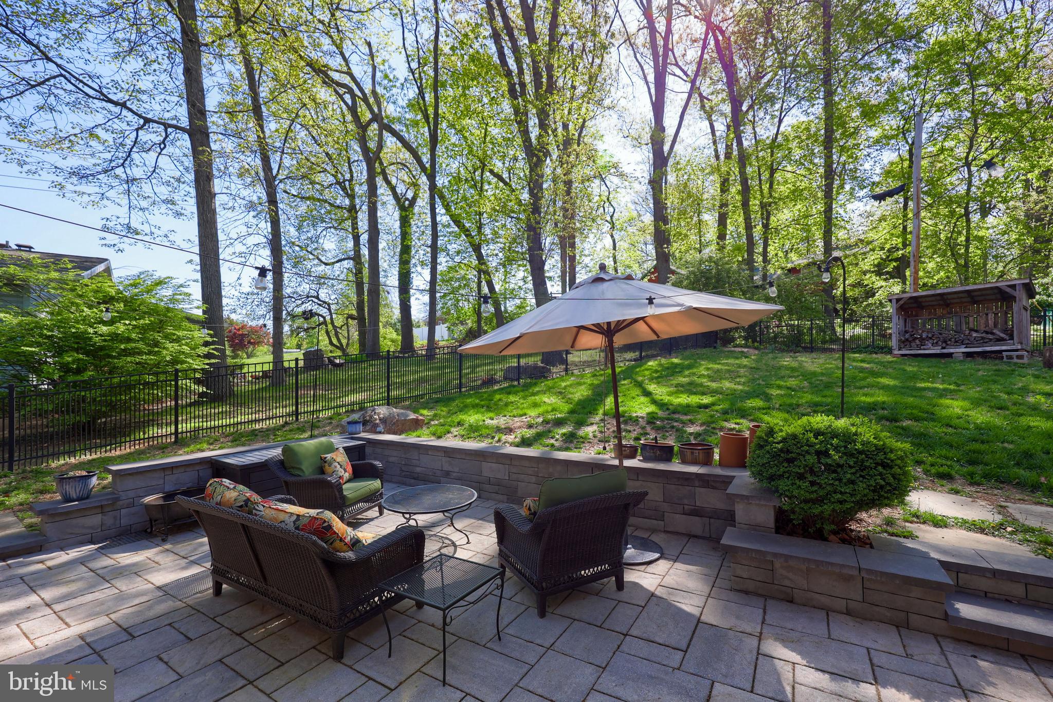 HILLCREST - Residential