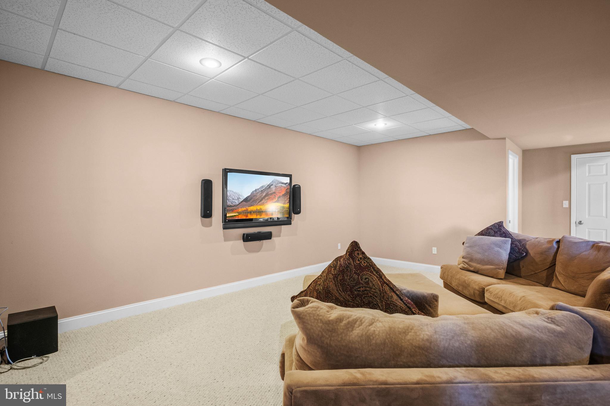 WHEATFIELD RUN - Residential