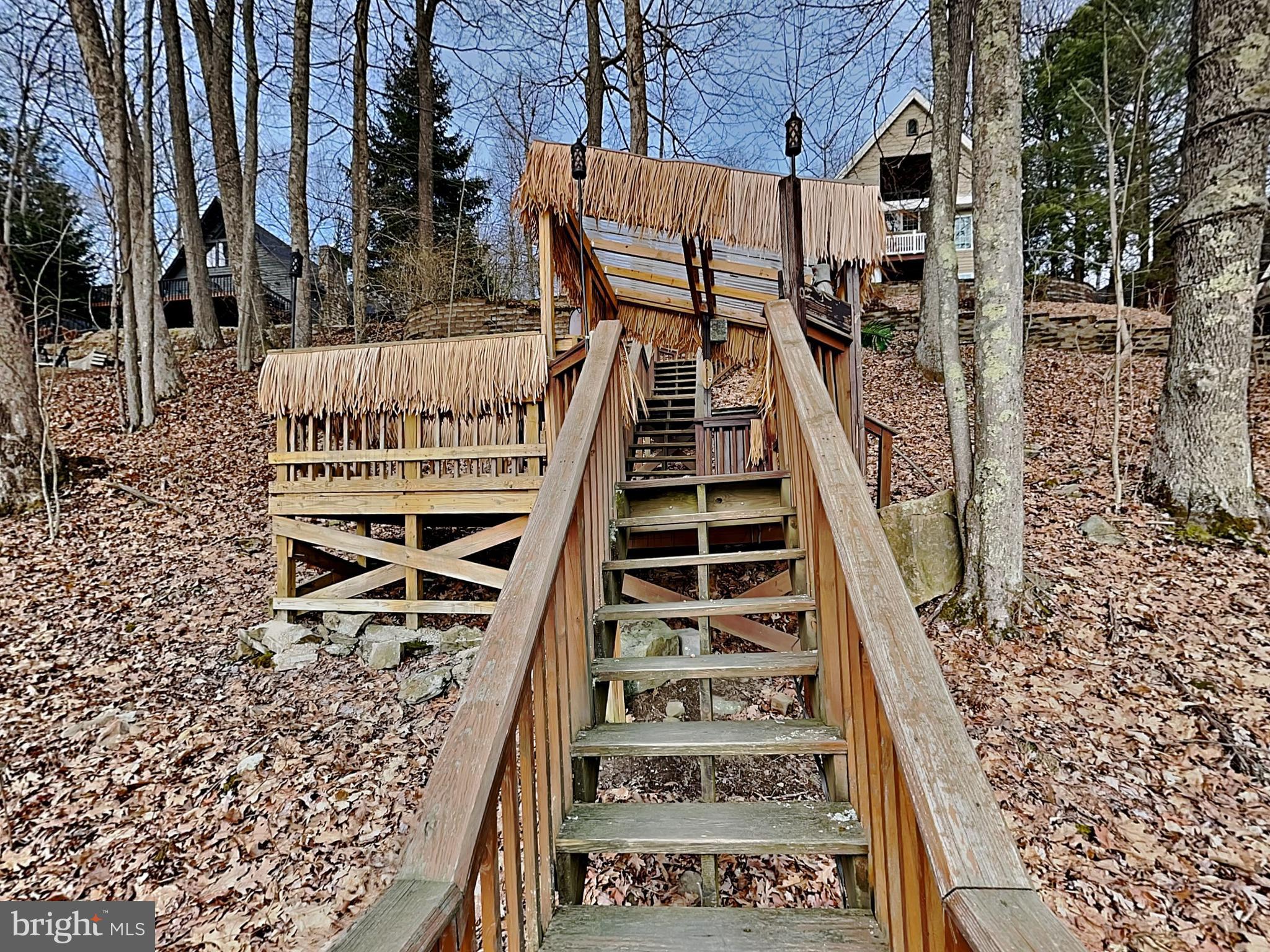 SHINGLE CAMP TERRACE - Residential
