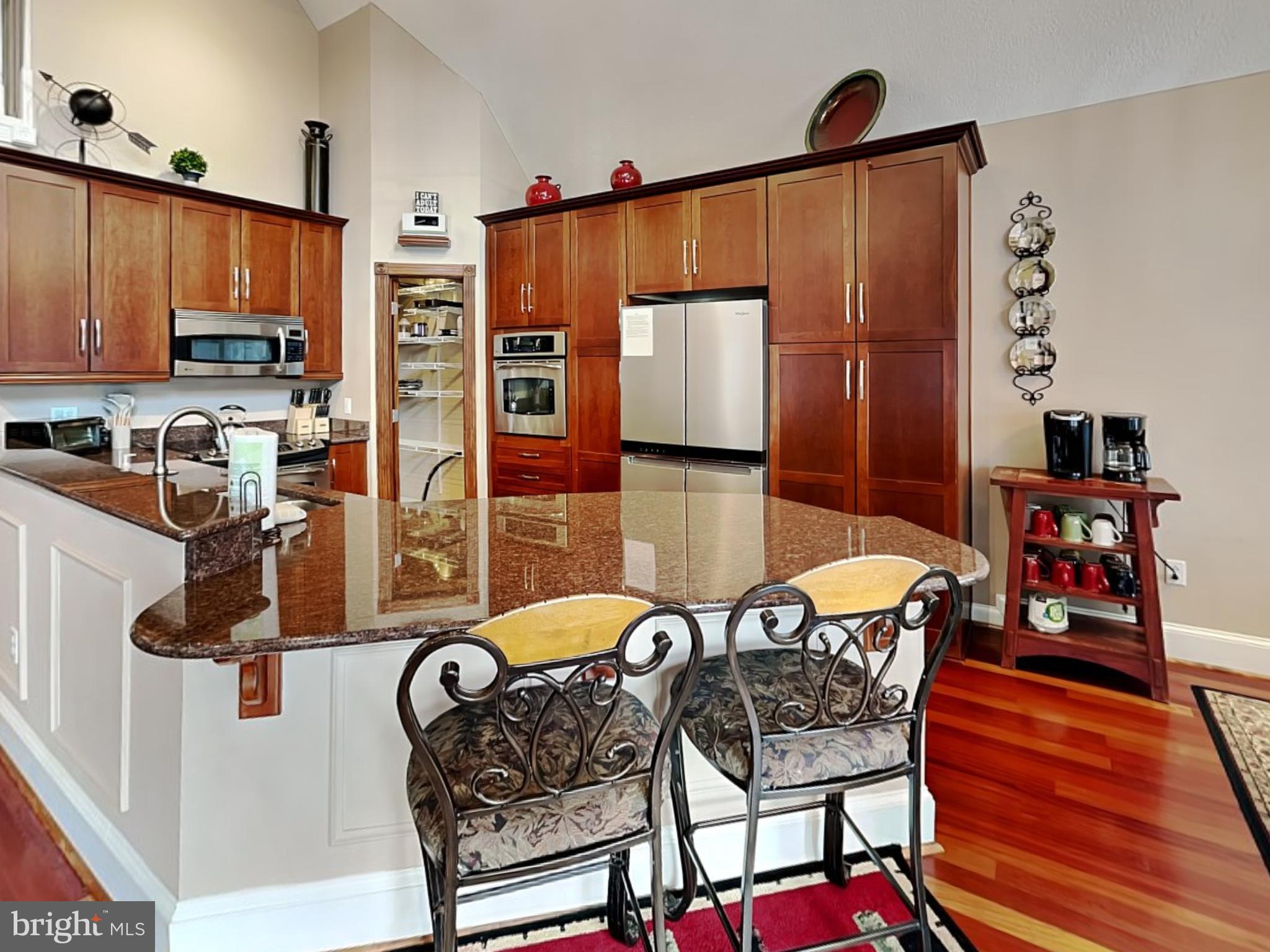 SHINGLE CAMP TERRACE - Residential