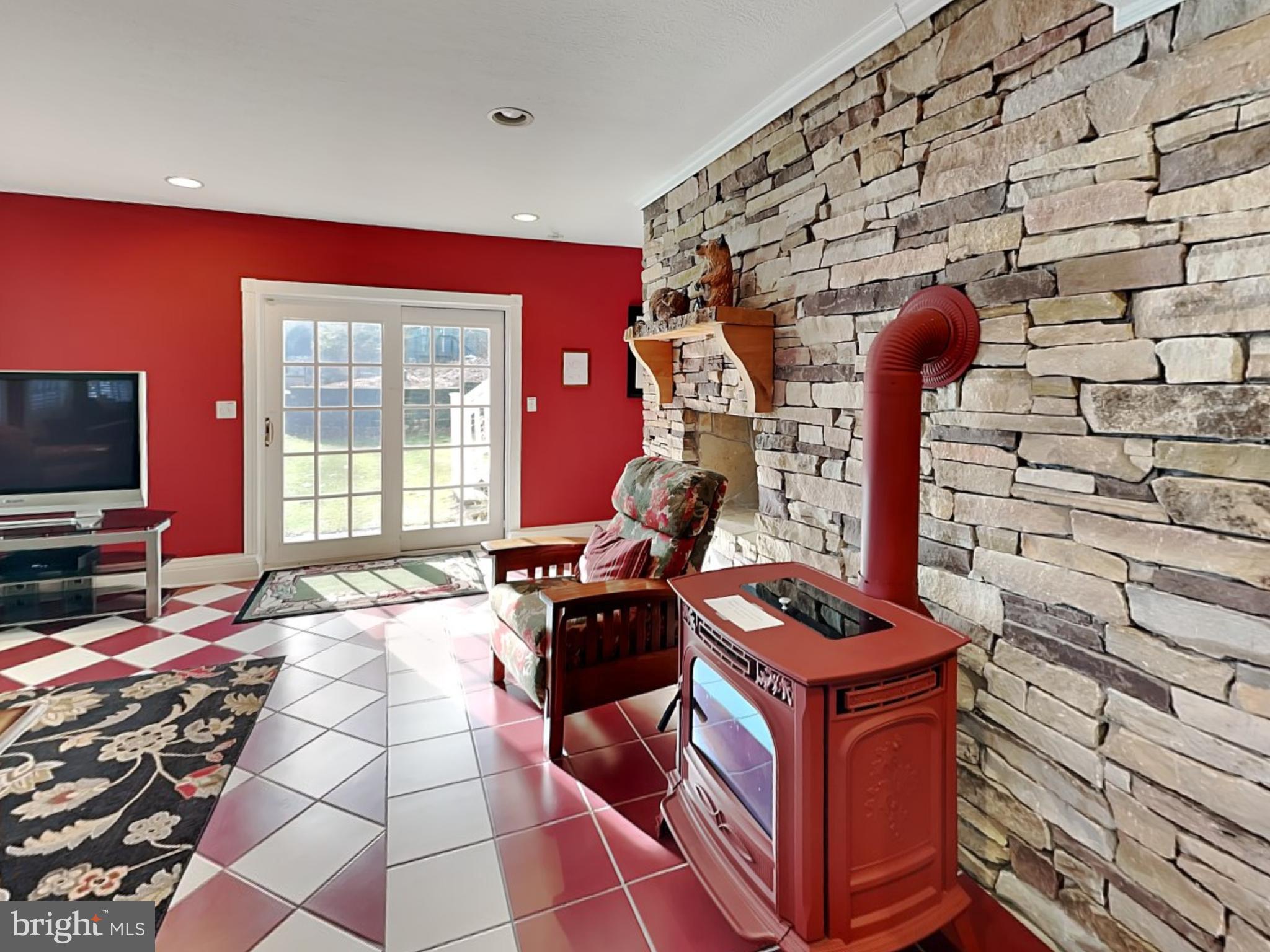 SHINGLE CAMP TERRACE - Residential