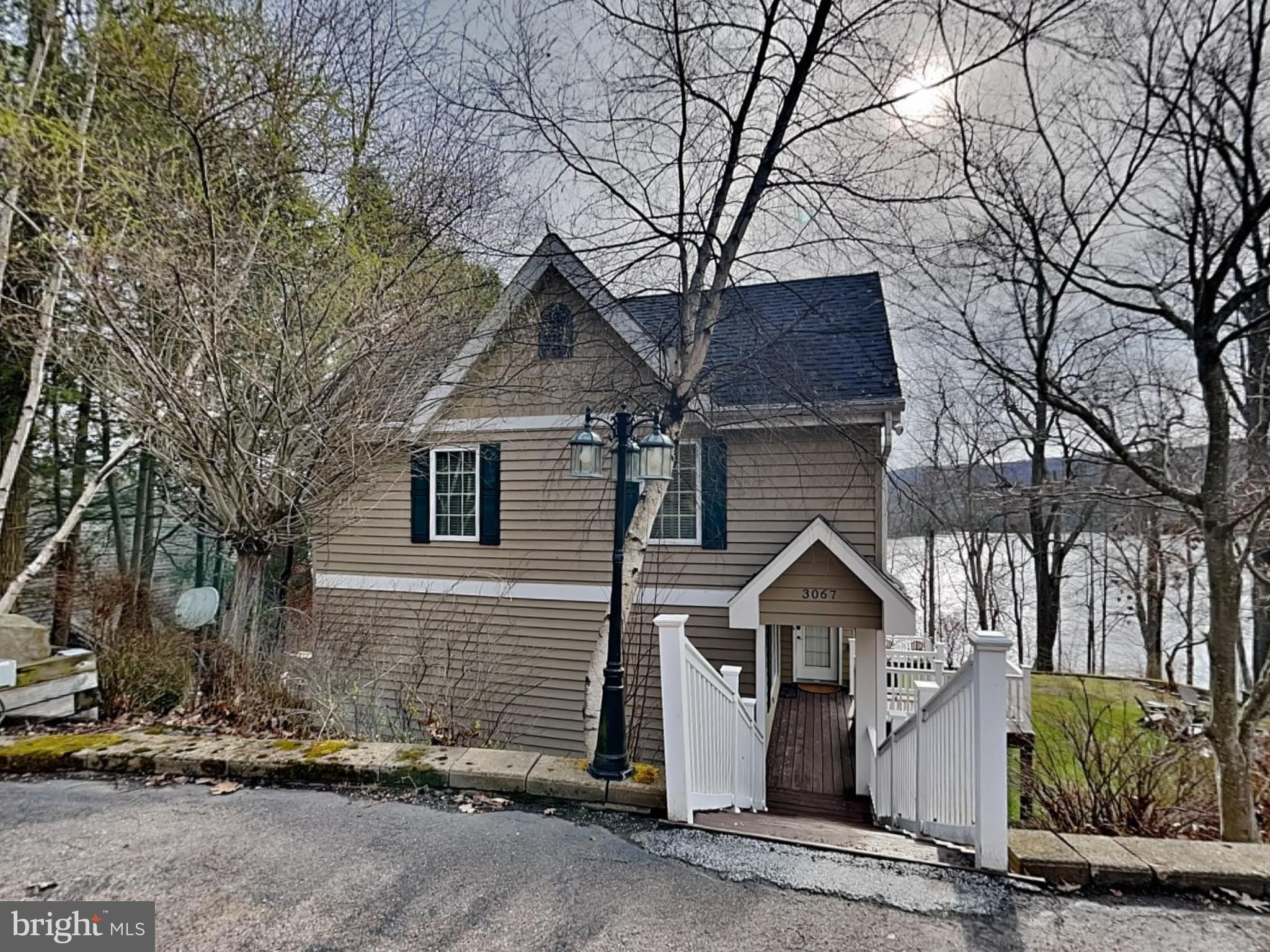 SHINGLE CAMP TERRACE - Residential