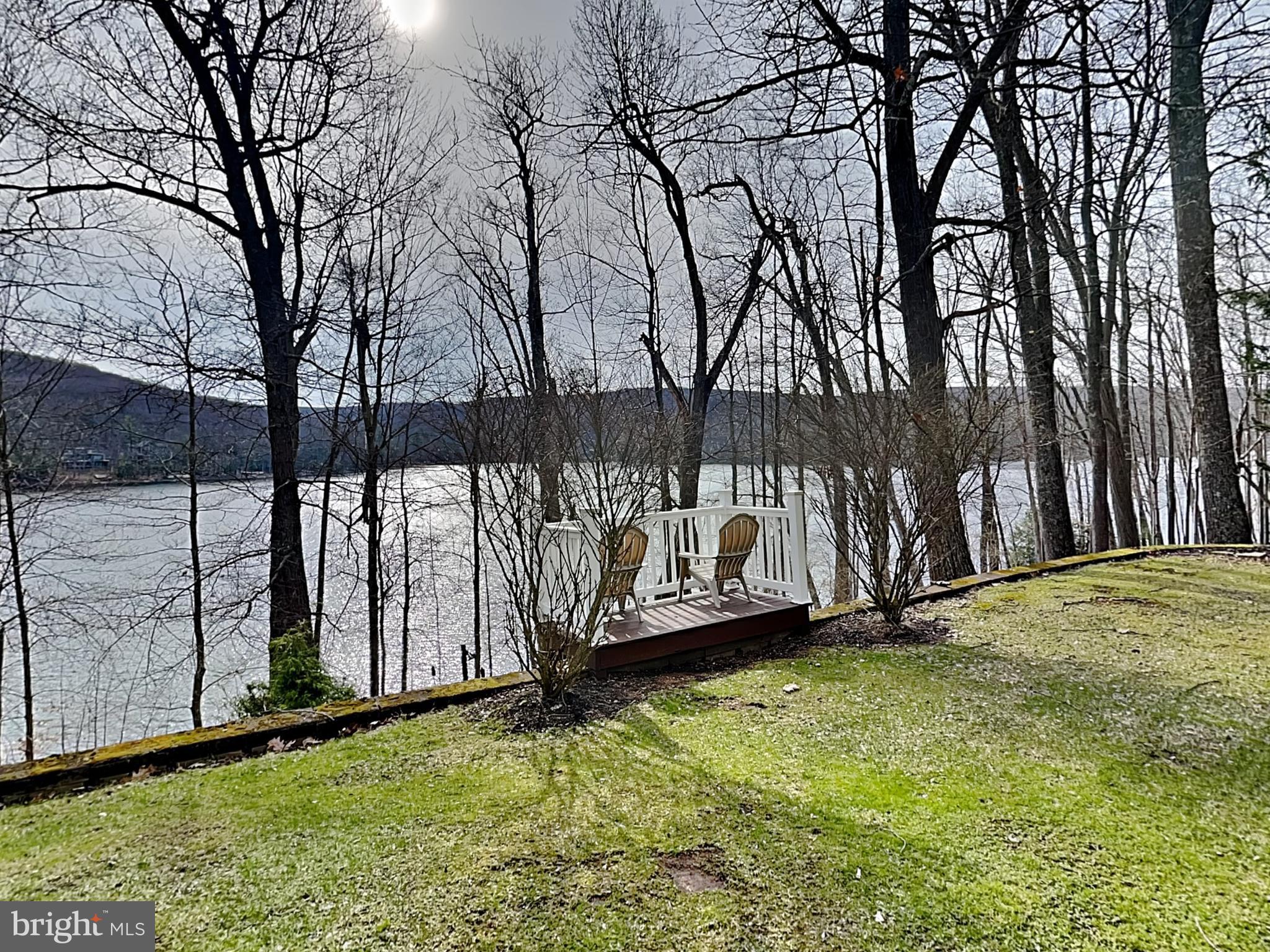 SHINGLE CAMP TERRACE - Residential