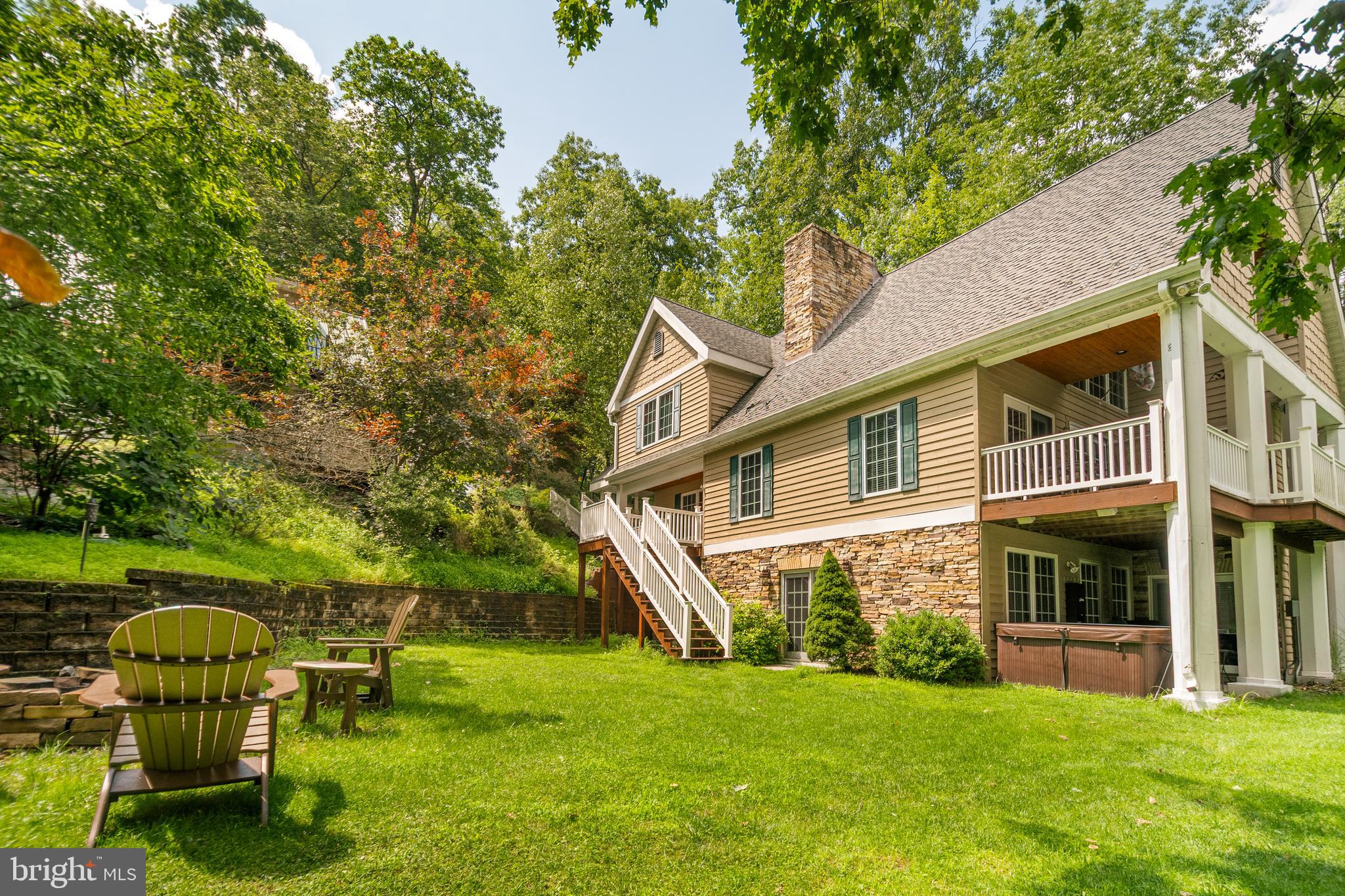 SHINGLE CAMP TERRACE - Residential