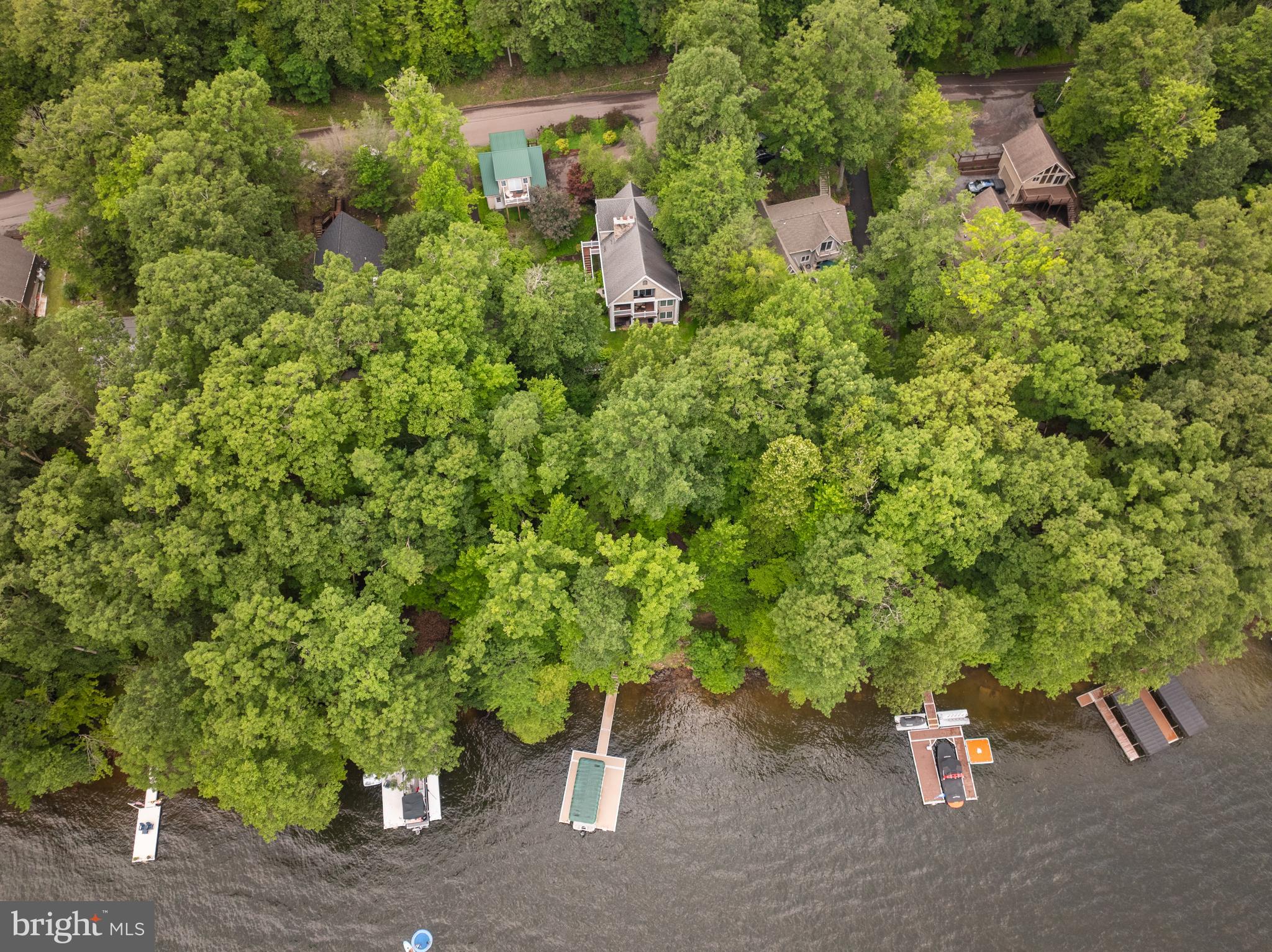 SHINGLE CAMP TERRACE - Residential