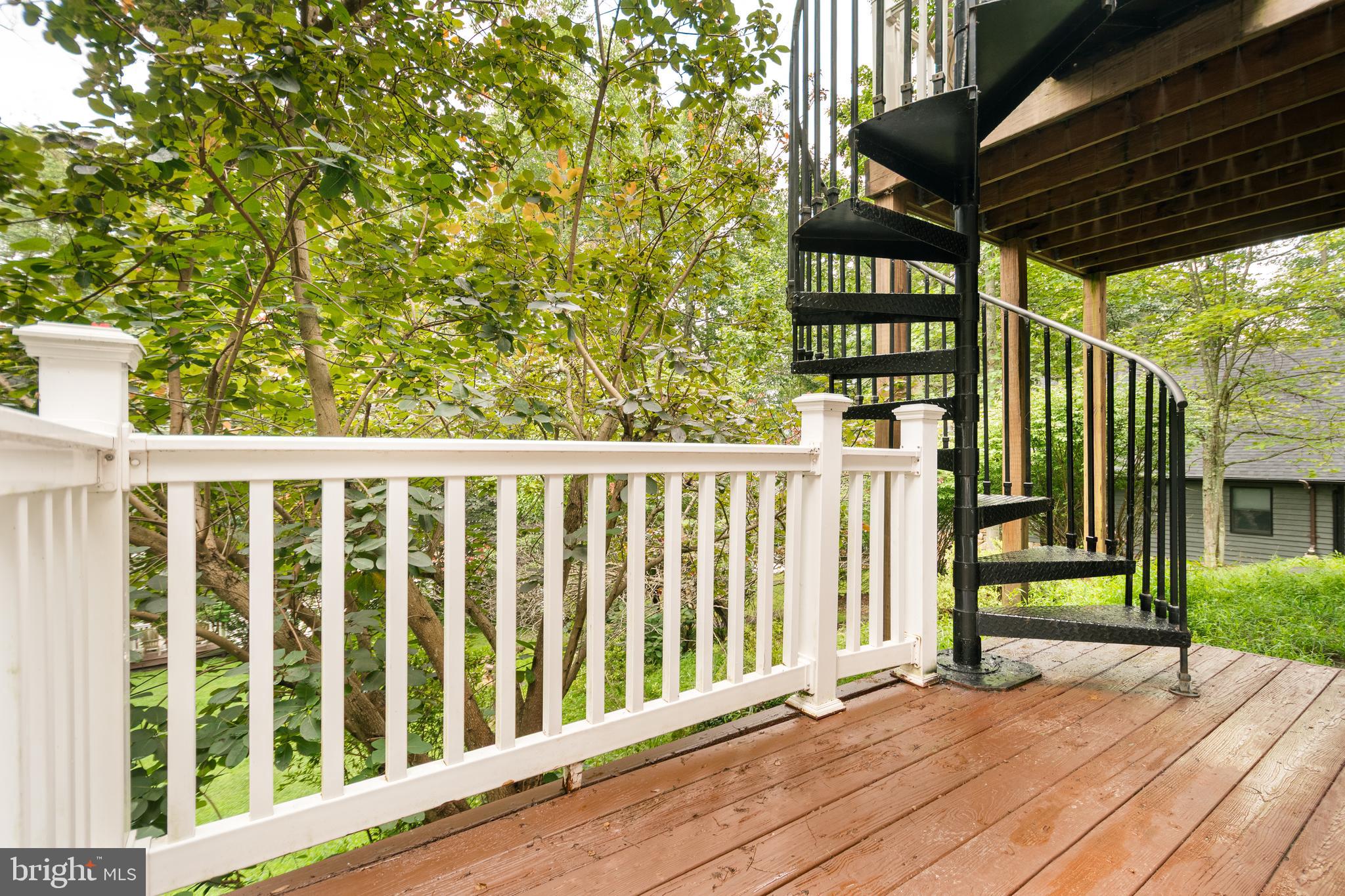 SHINGLE CAMP TERRACE - Residential