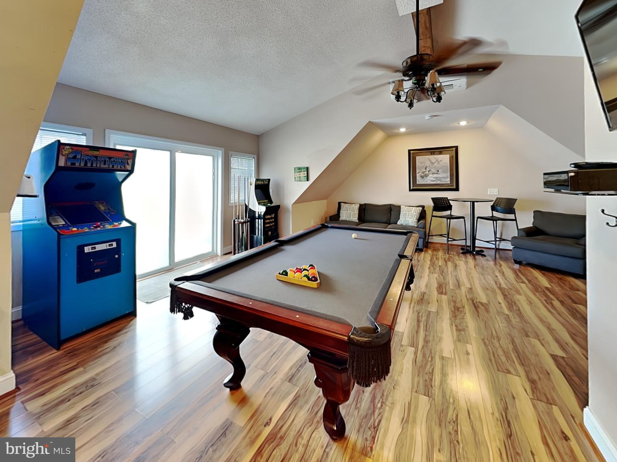 SHINGLE CAMP TERRACE - Residential