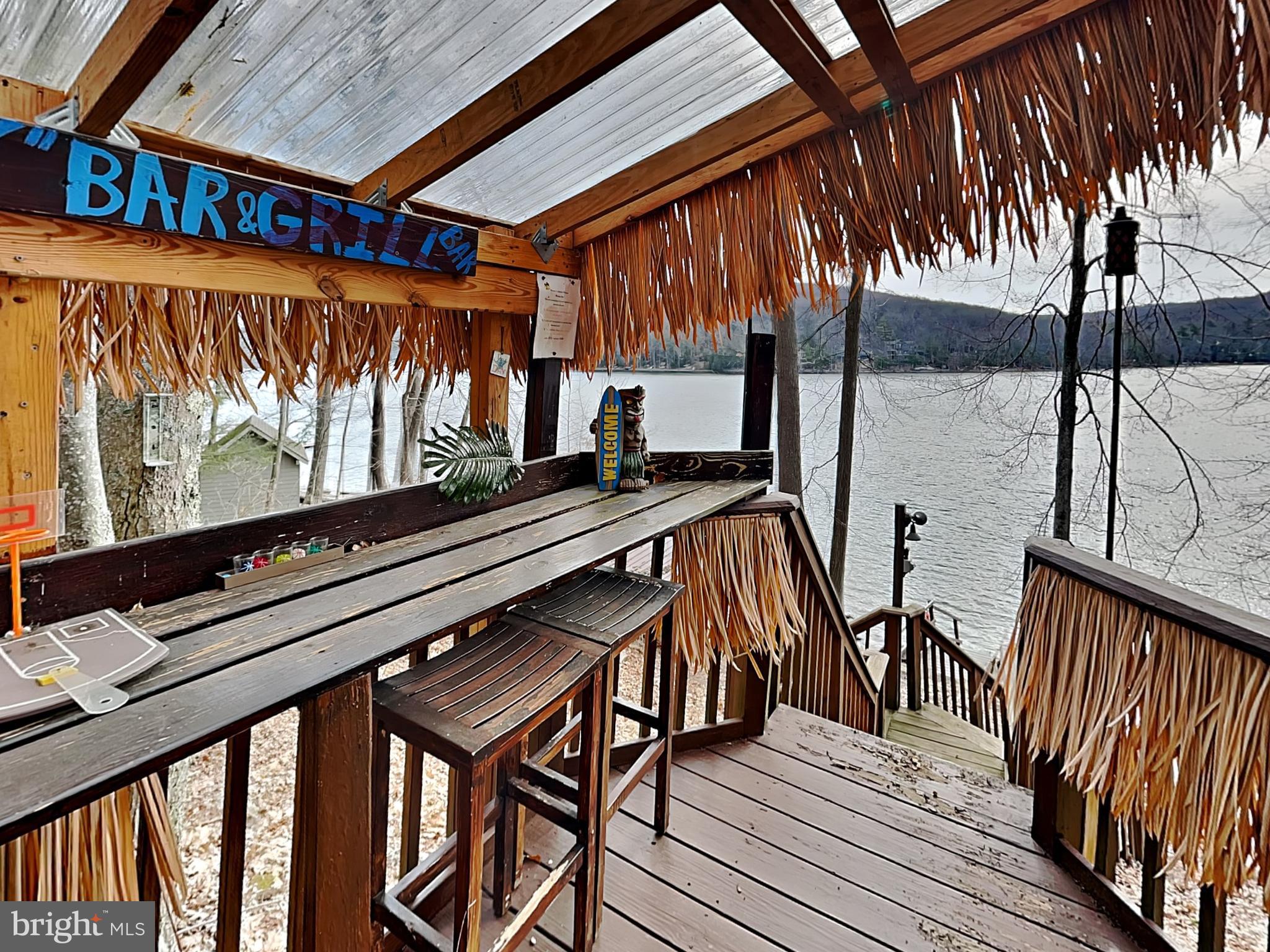 SHINGLE CAMP TERRACE - Residential